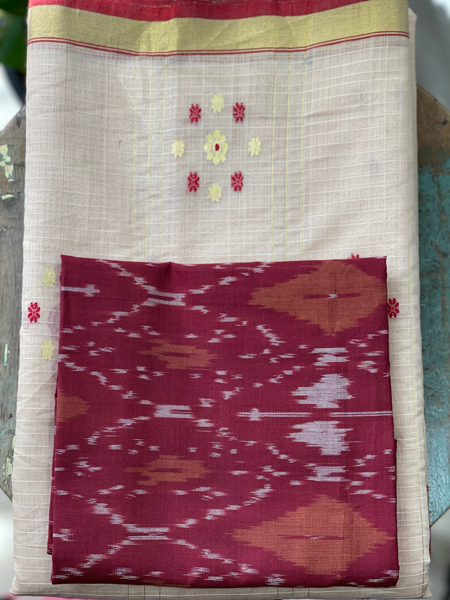 Handloom Cotton Silk Chanderi Saree With Woven Thread & Zari Motifs.