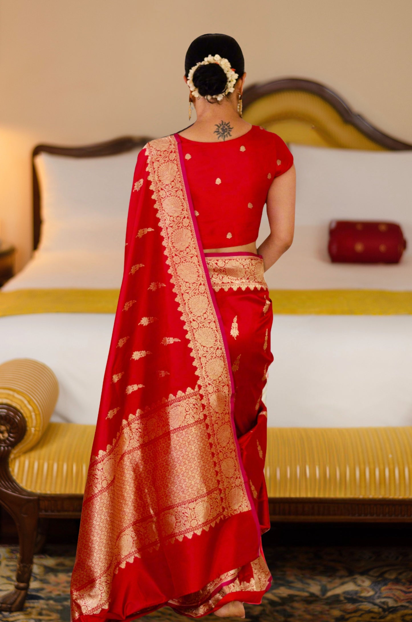 Deep Red Colour Meenakari /Silver Jangle /Gold kadwa Weaving Handwoven Katan Mulbery Silk Saree
