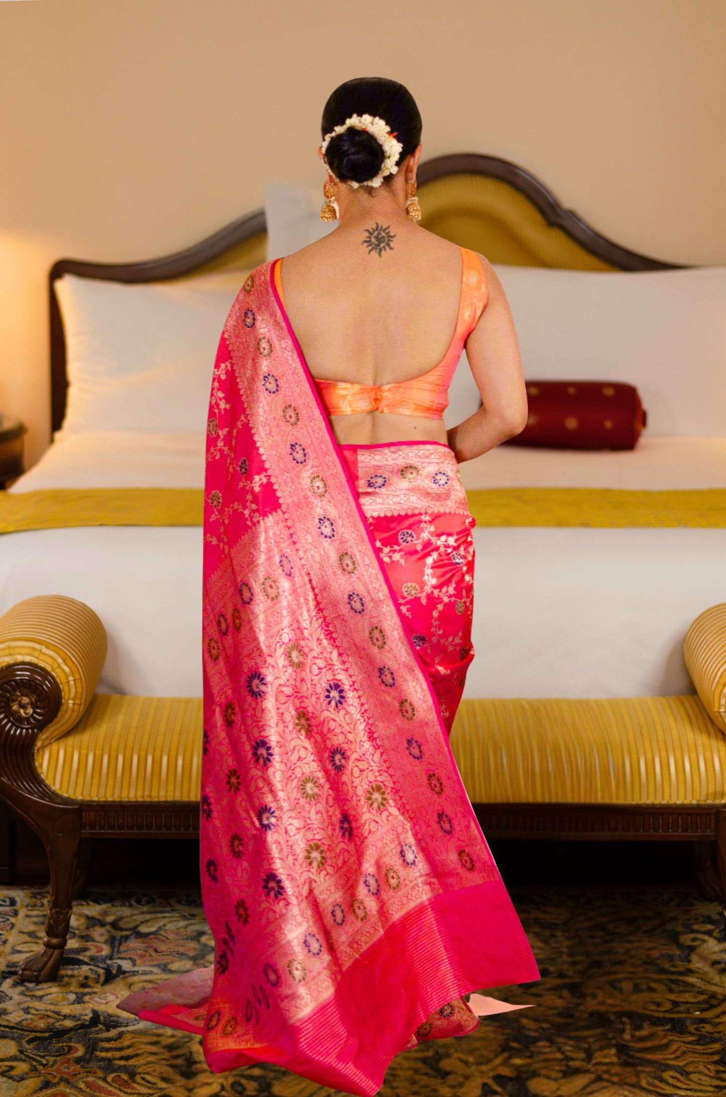 Dual Shade Rani Pink Colour Handwoven Kadwa Jaal Katan Silk Banarasi Saree