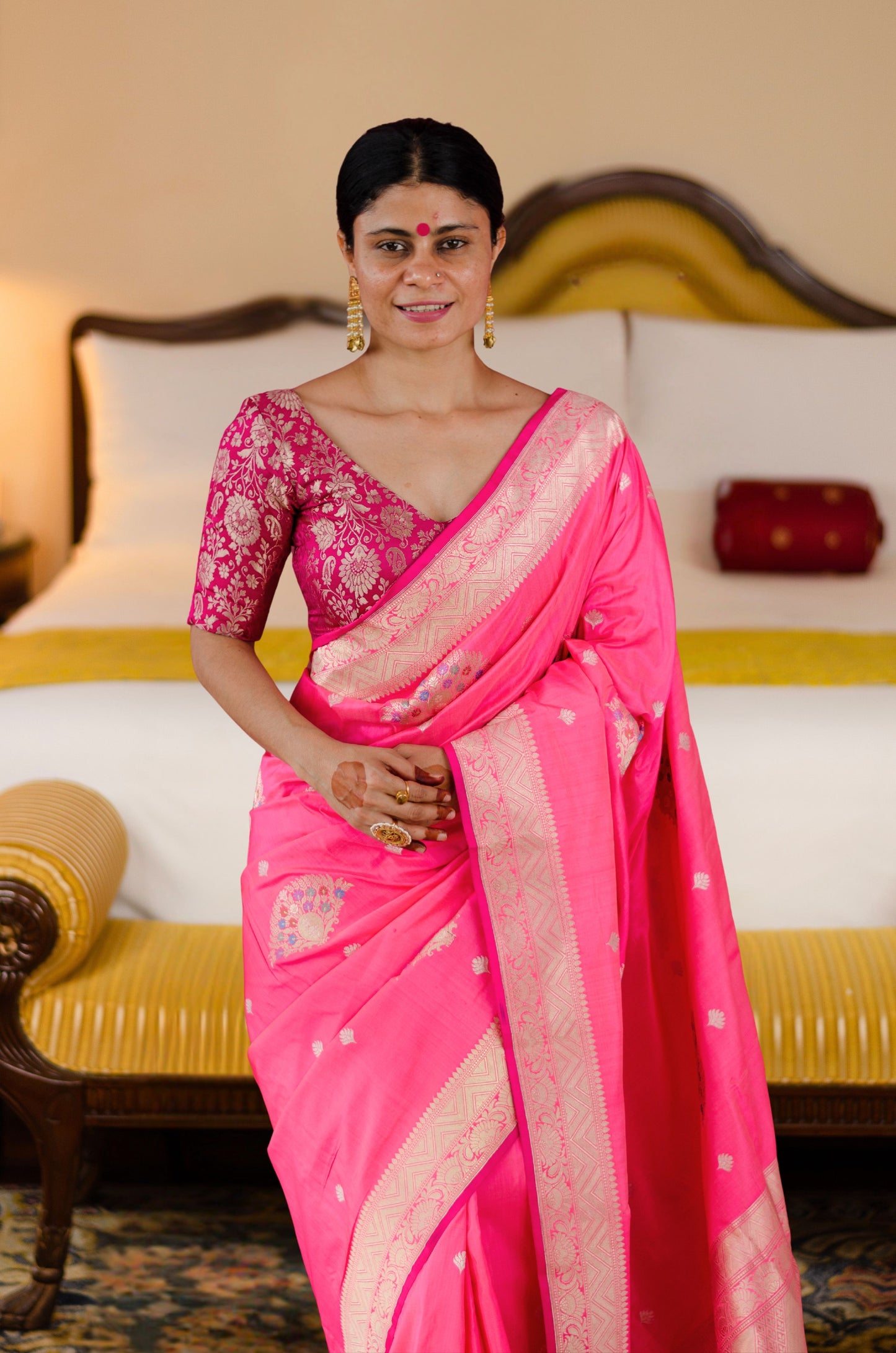 Baby Pink with silver Texture Colour Handwoven Kadwa Katan Silk Banarasi Saree
