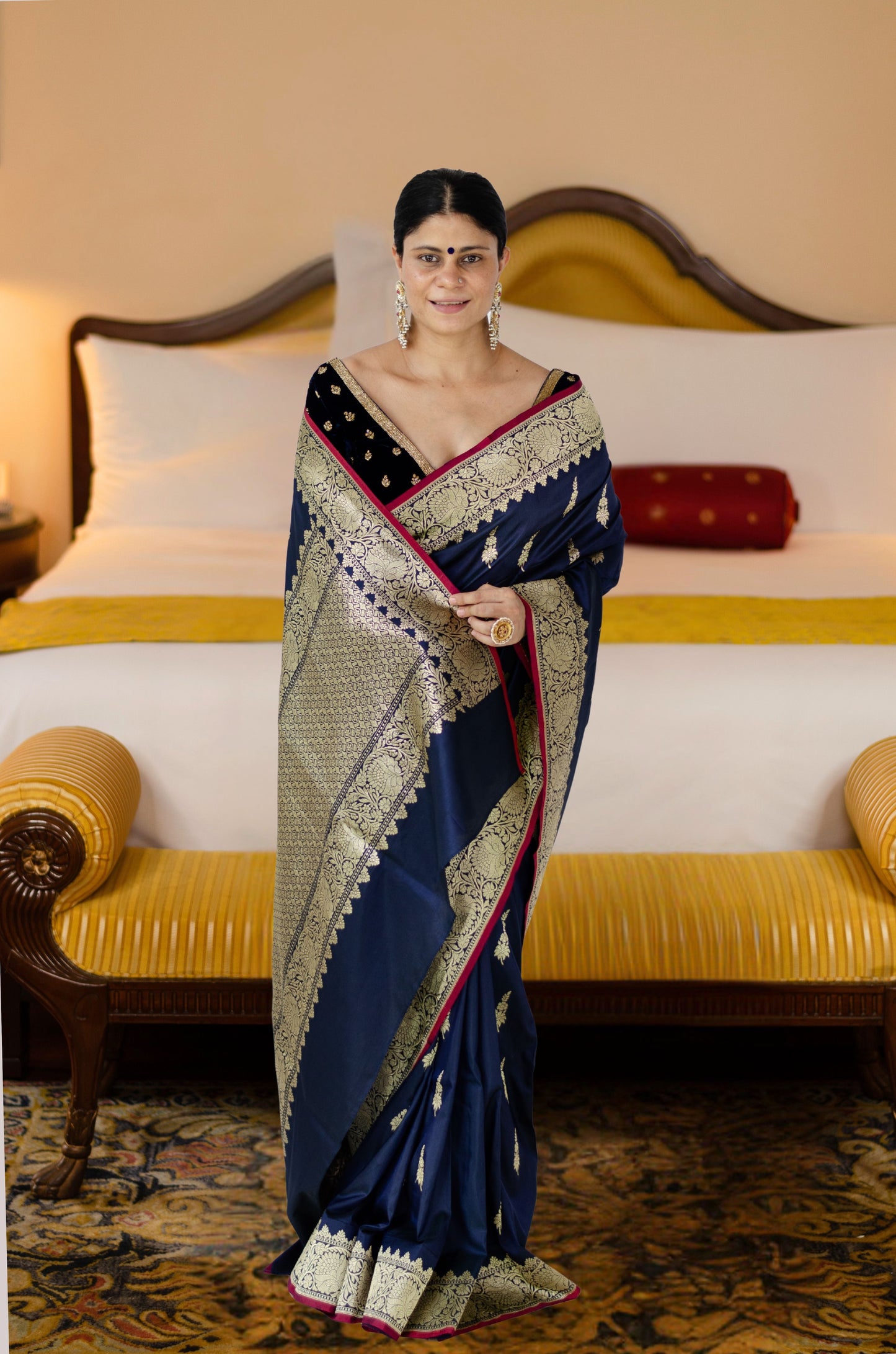 Deep Navi Bllue Colour Meenakari /Silver Jangle /Gold kadwa Weaving Handwoven Katan Mulbery Silk Saree
