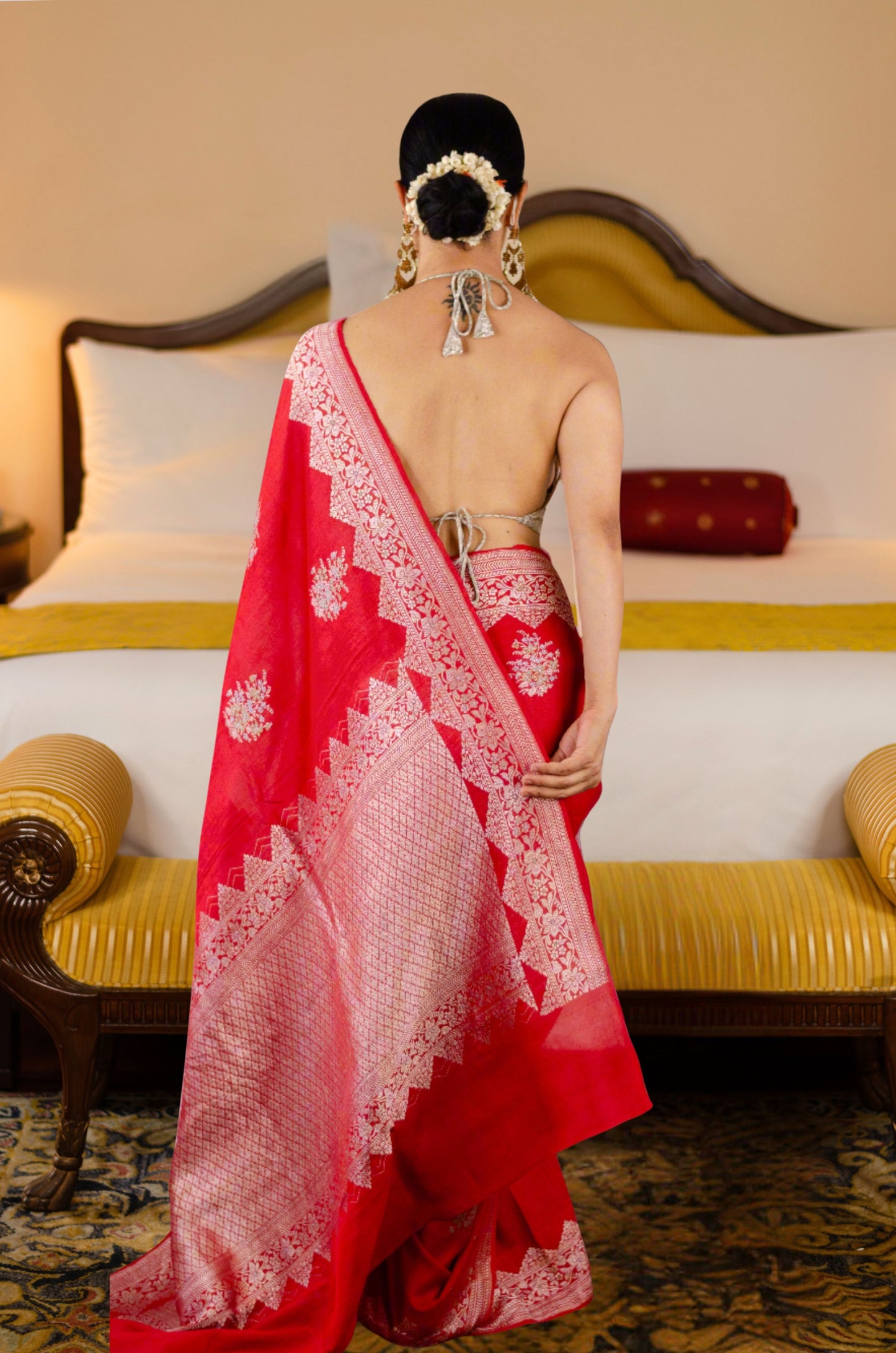 Red Colour Handwoven Kadwa Meenakari Moonga Tussar Silk