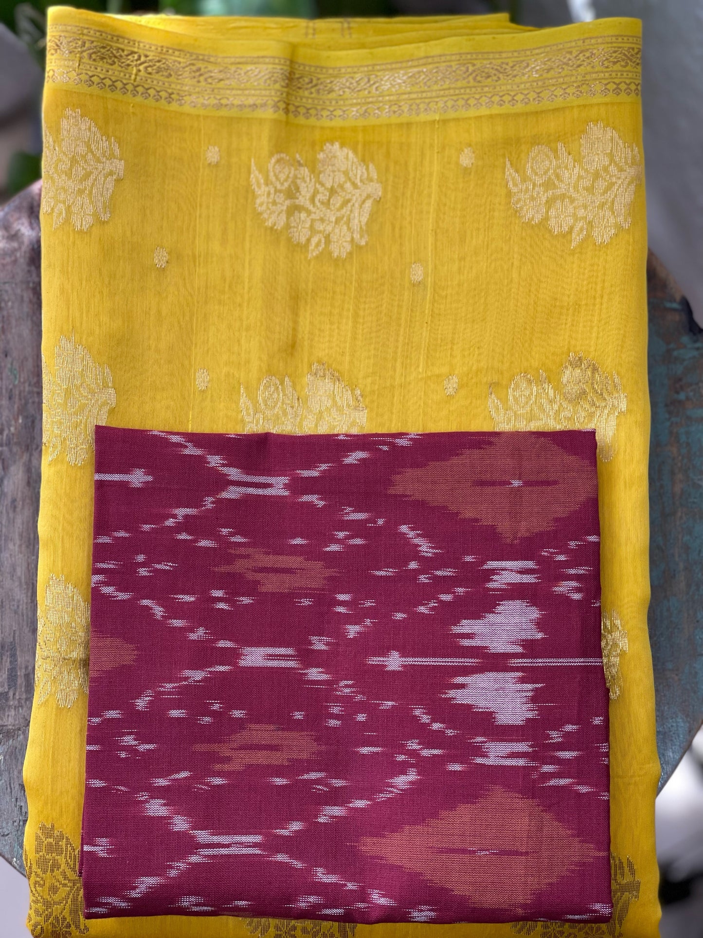 Handloom Cotton Silk Chanderi Saree With Woven Booties & Nakashi Border