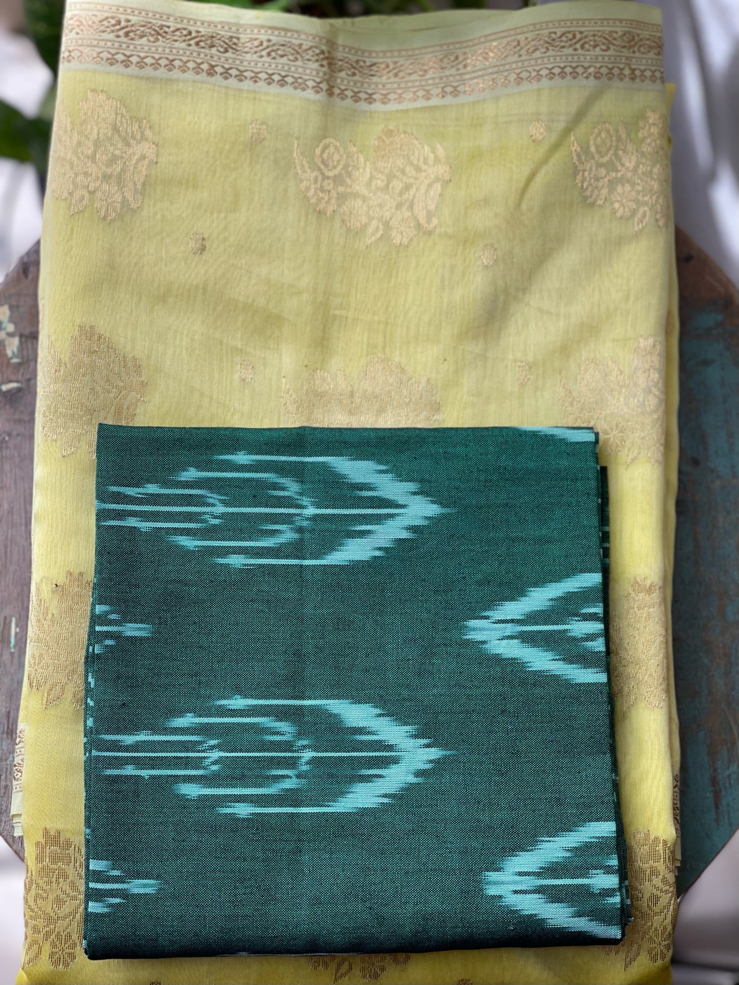 Handloom Cotton Silk Chanderi Saree With Woven Booties & Nakashi Border