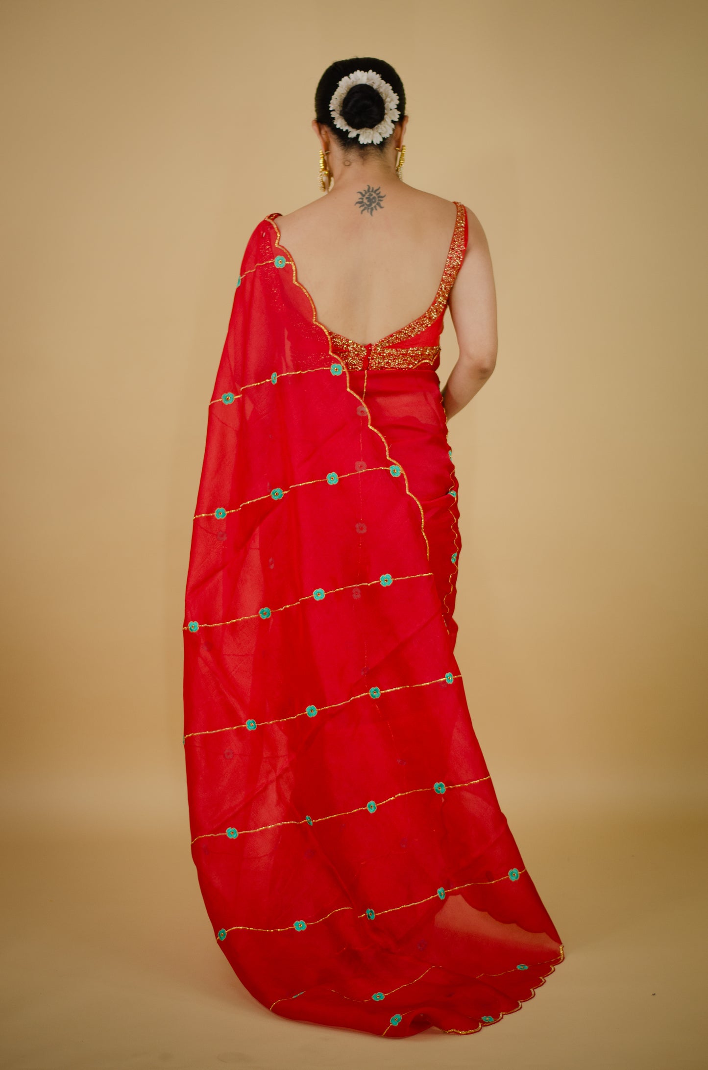 Sequence & Resham thread Hand Embroidered Handloom Organza Silk Saree.