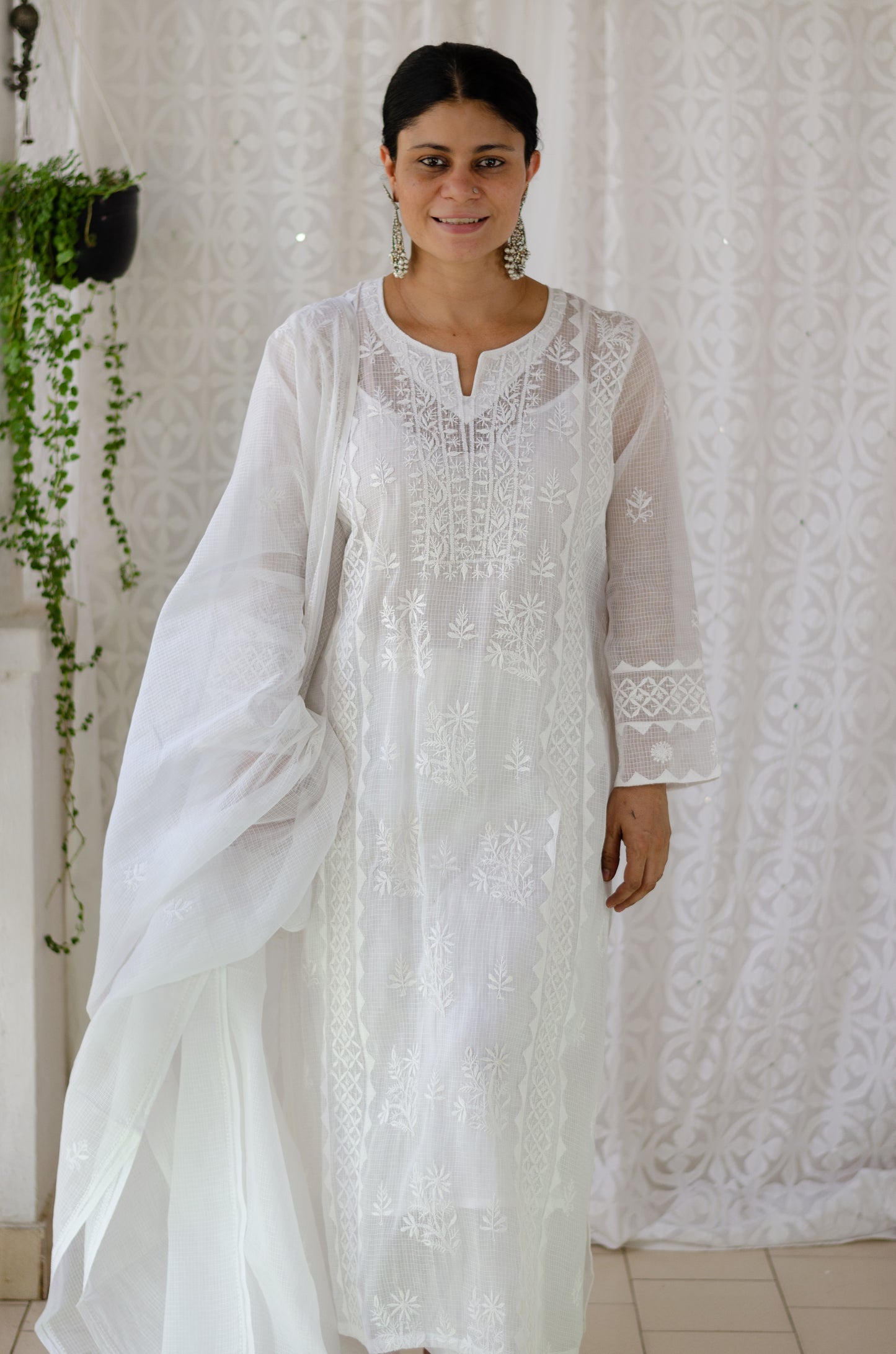 Handembroidered Chikankari Kota Doria Cotton Kurta With Lining and dupatta
