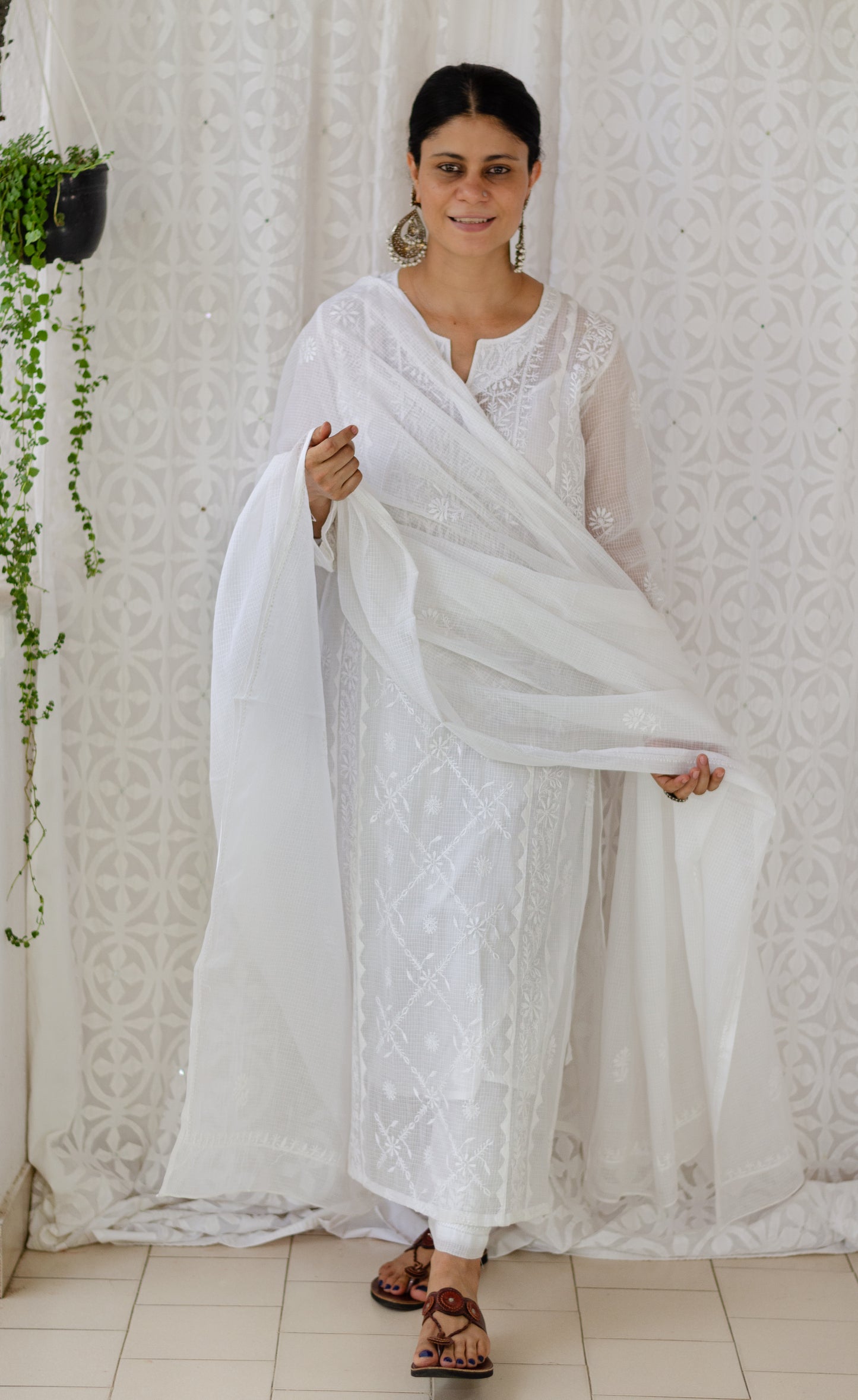 Handembroidered Chikankari Kota Doria Cotton Kurta With Lining and dupatta