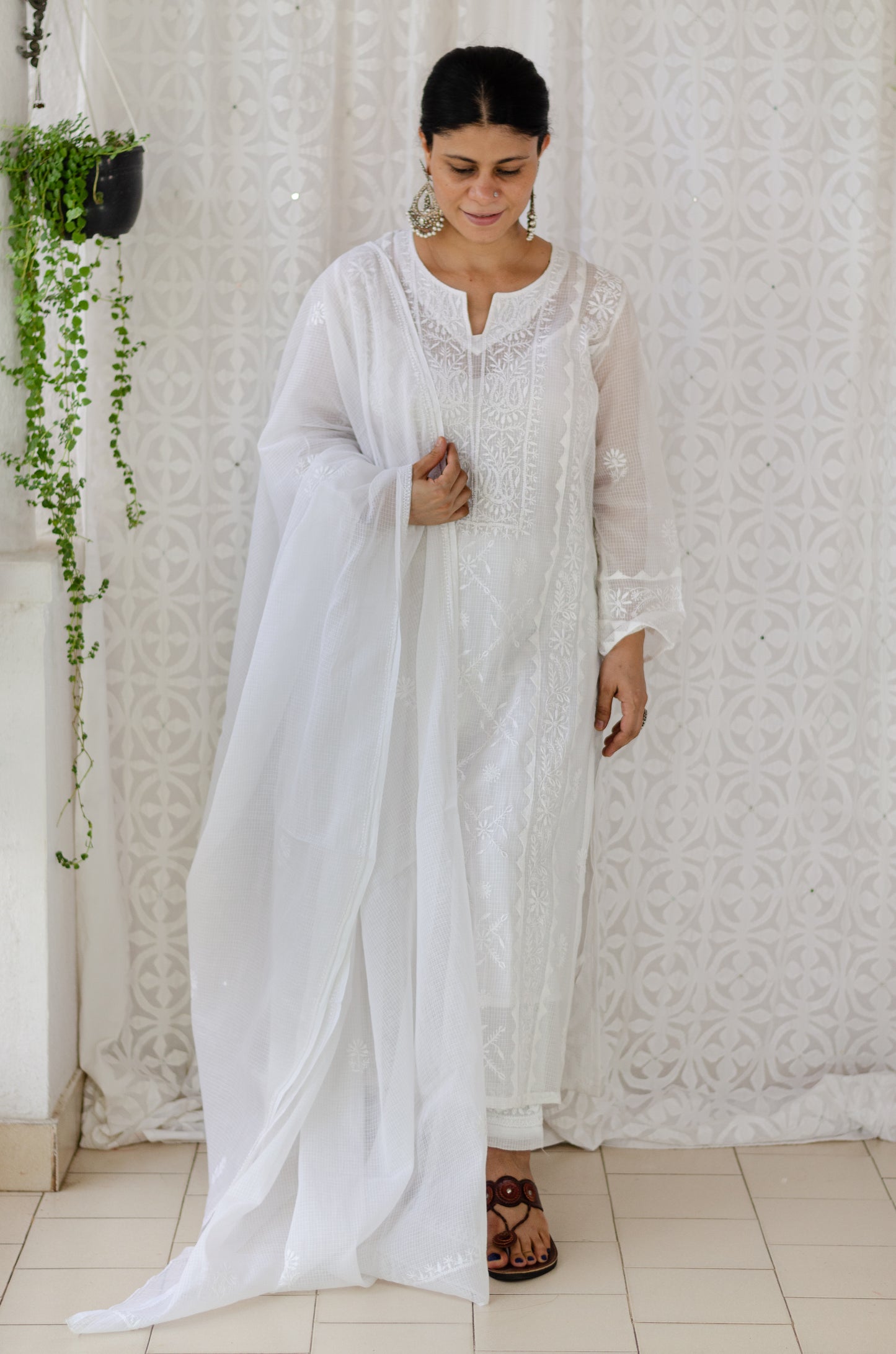Handembroidered Chikankari Kota Doria Cotton Kurta With Lining and dupatta
