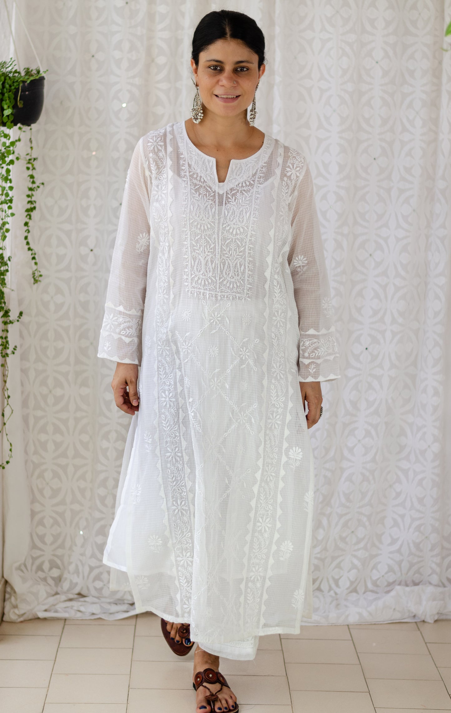 Handembroidered Chikankari Kota Doria Cotton Kurta With Lining and dupatta