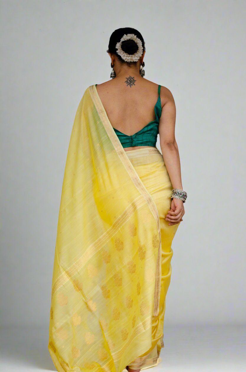 Handloom Cotton Silk Chanderi Saree With Woven Booties & Nakashi Border