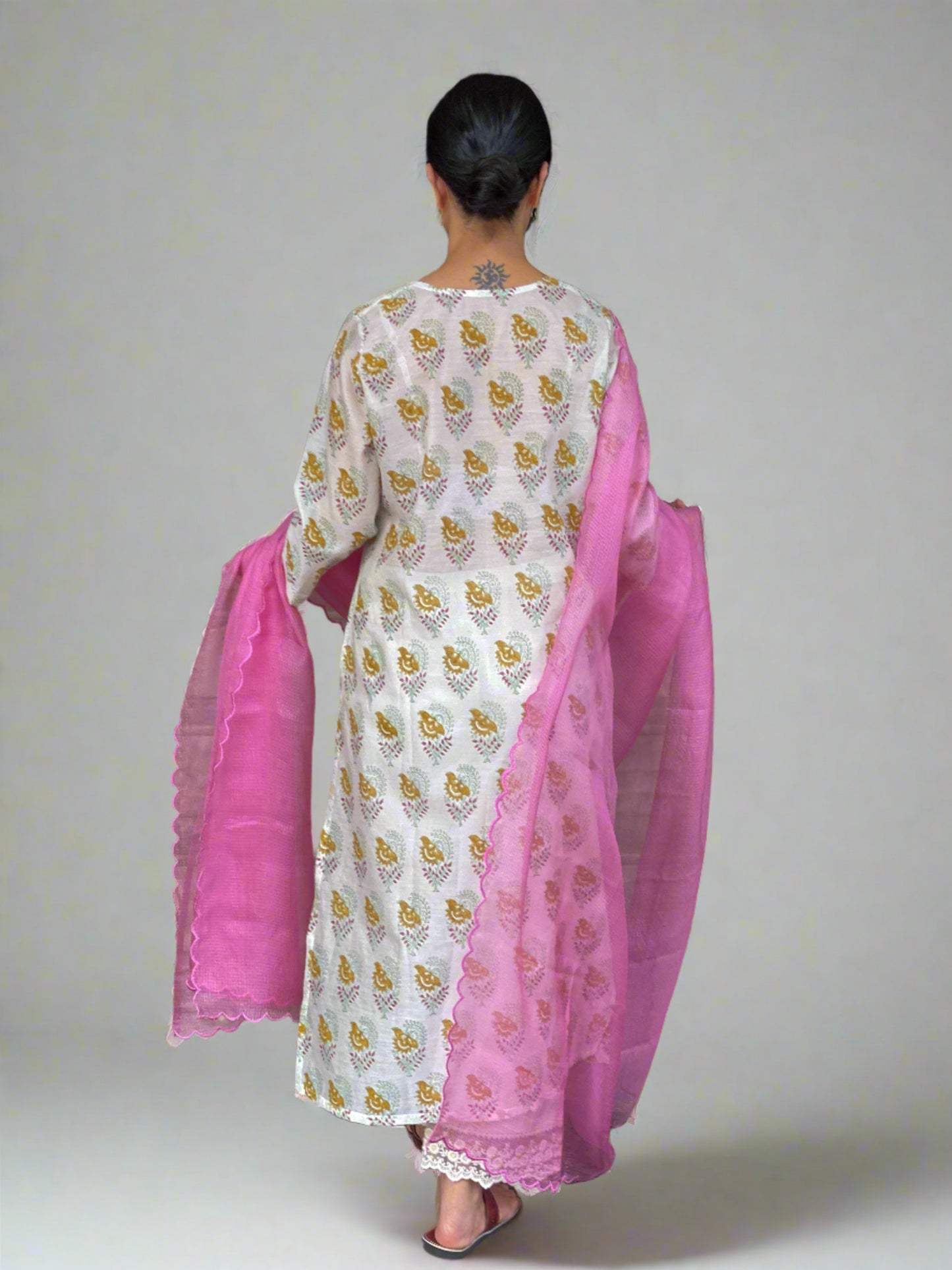 Handloom & handblock printed chanderi silk cotton kurta with kota silk dupatta
