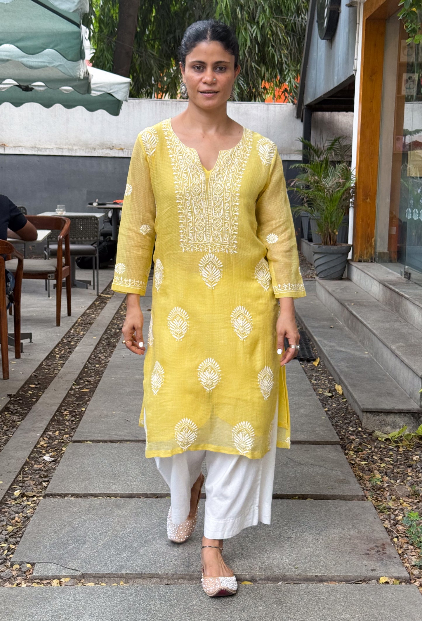 Handloom And Handembroidered Chikankari Kota Doria Kurta