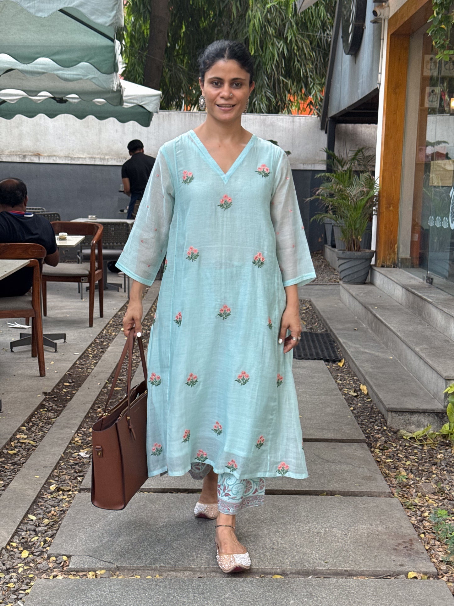 Embroidered Chanderi Silk Kurta With Lining