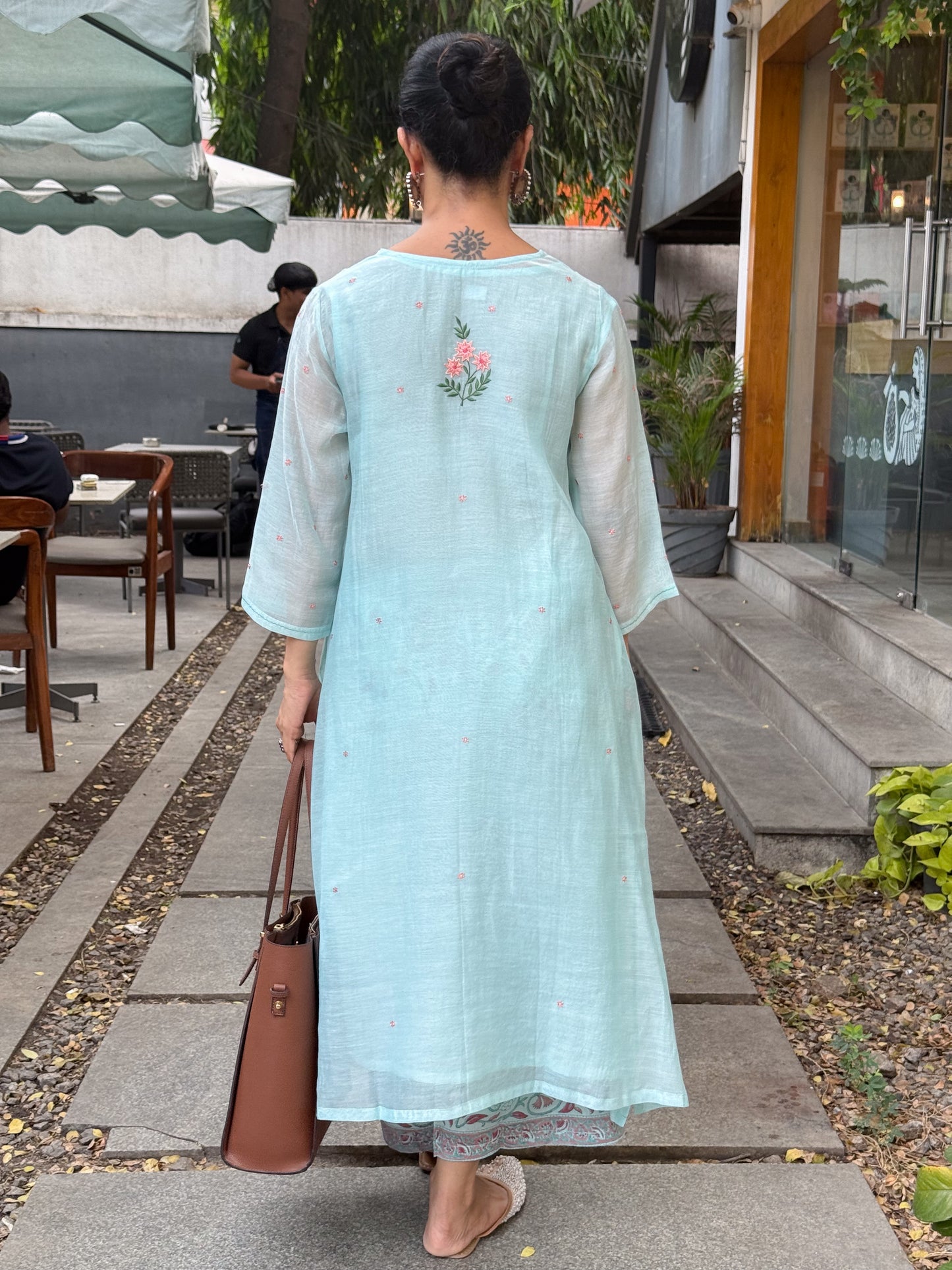 Embroidered Chanderi Silk Kurta With Lining