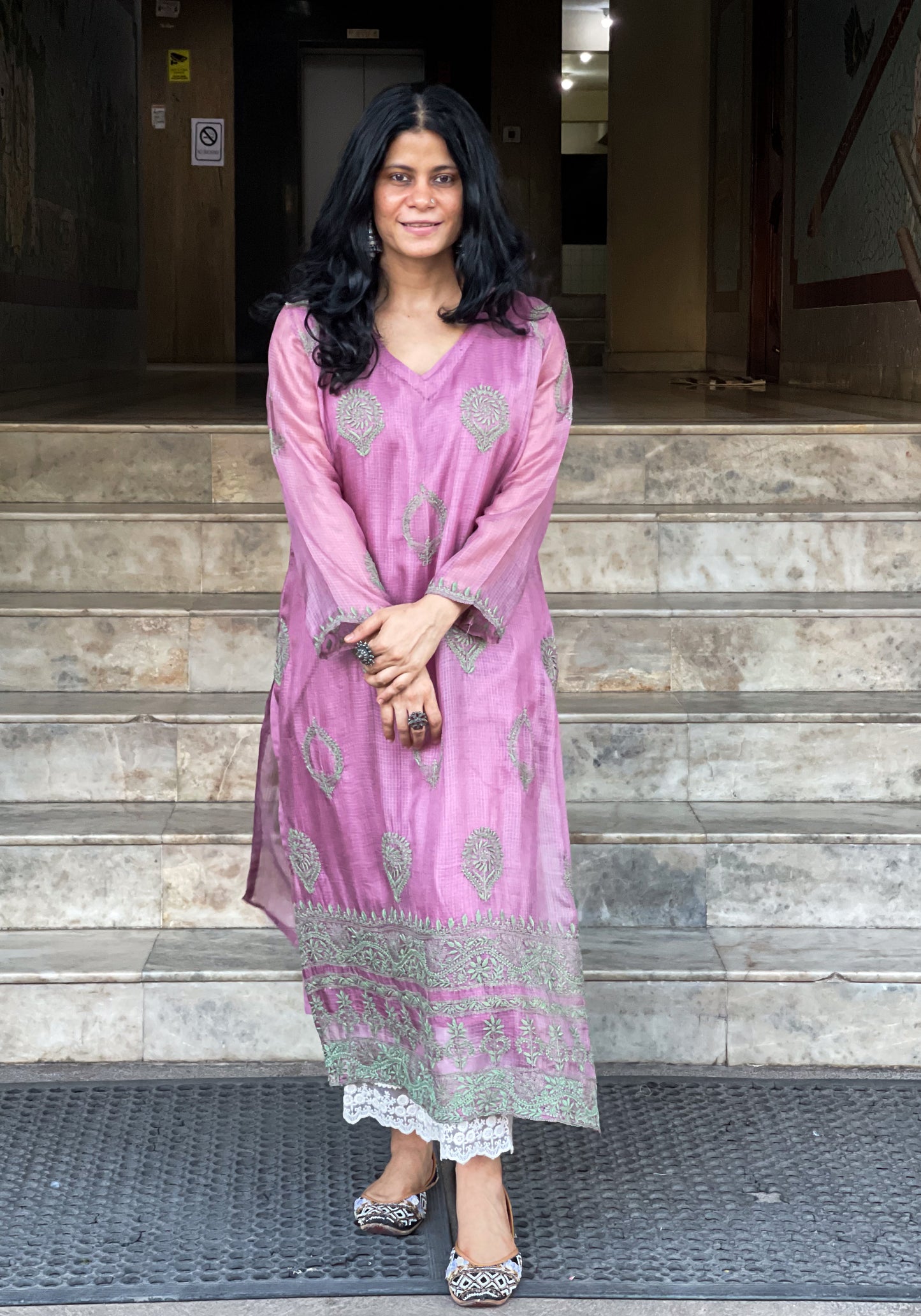 Handembroidered Chikankari Kotasilk Kurta With Lining
