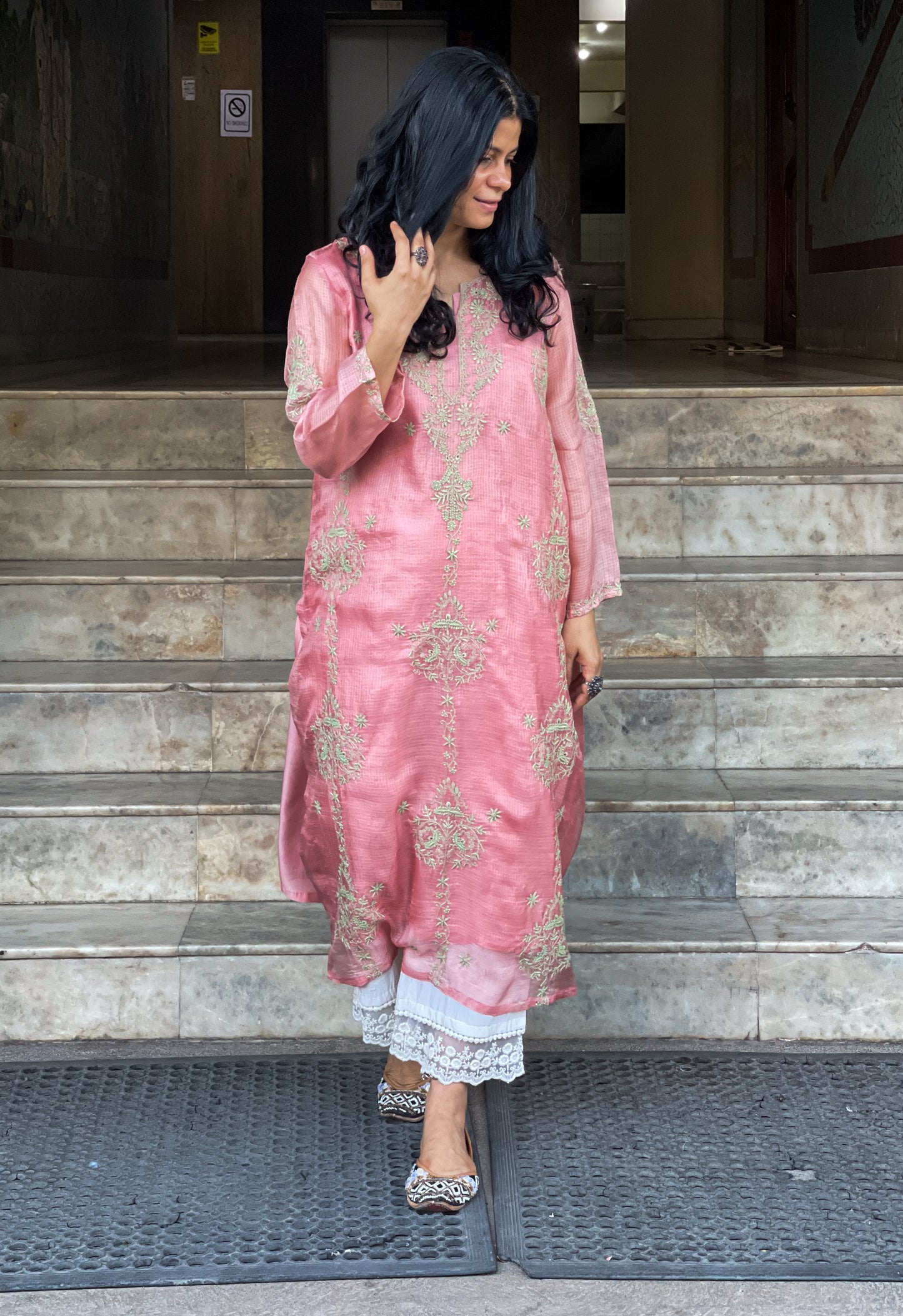 Handembroidered Chikankari Kotasilk Kurta With Lining