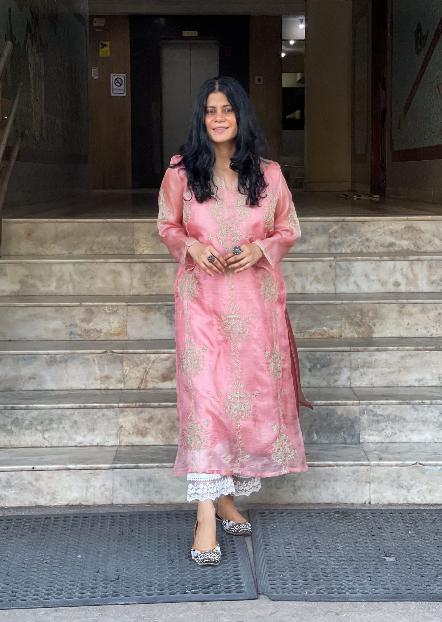 Handembroidered Chikankari Kotasilk Kurta With Lining