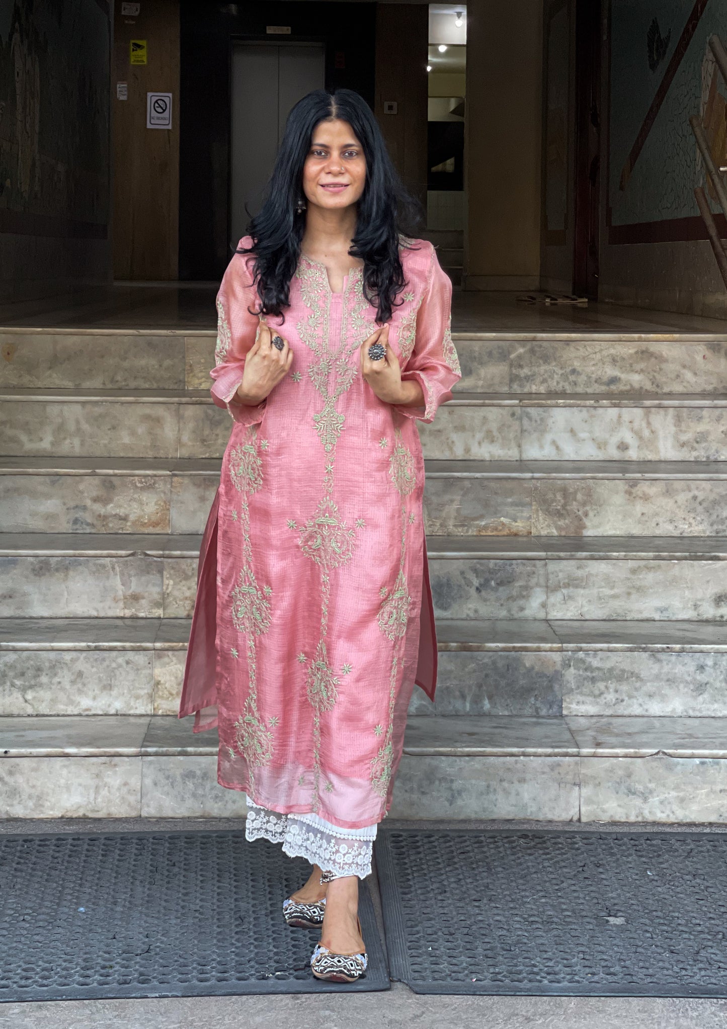 Handembroidered Chikankari Kotasilk Kurta With Lining