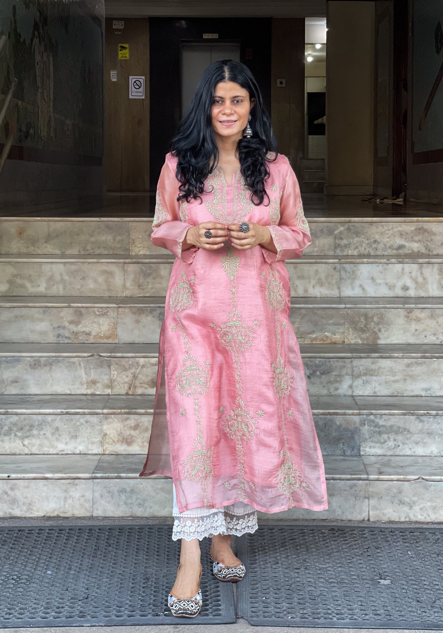 Handembroidered Chikankari Kotasilk Kurta With Lining