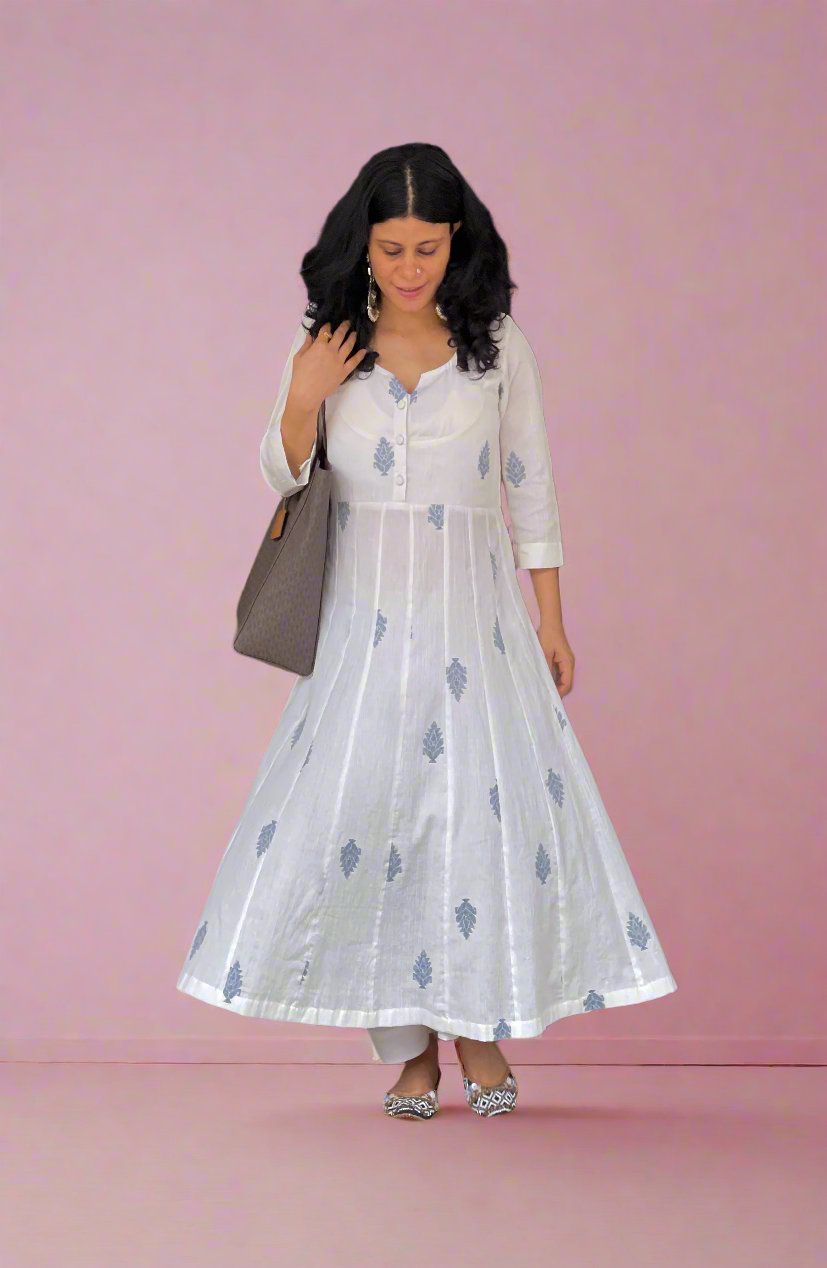 Handwoven Jamdani Muslin Kalidar Kurta