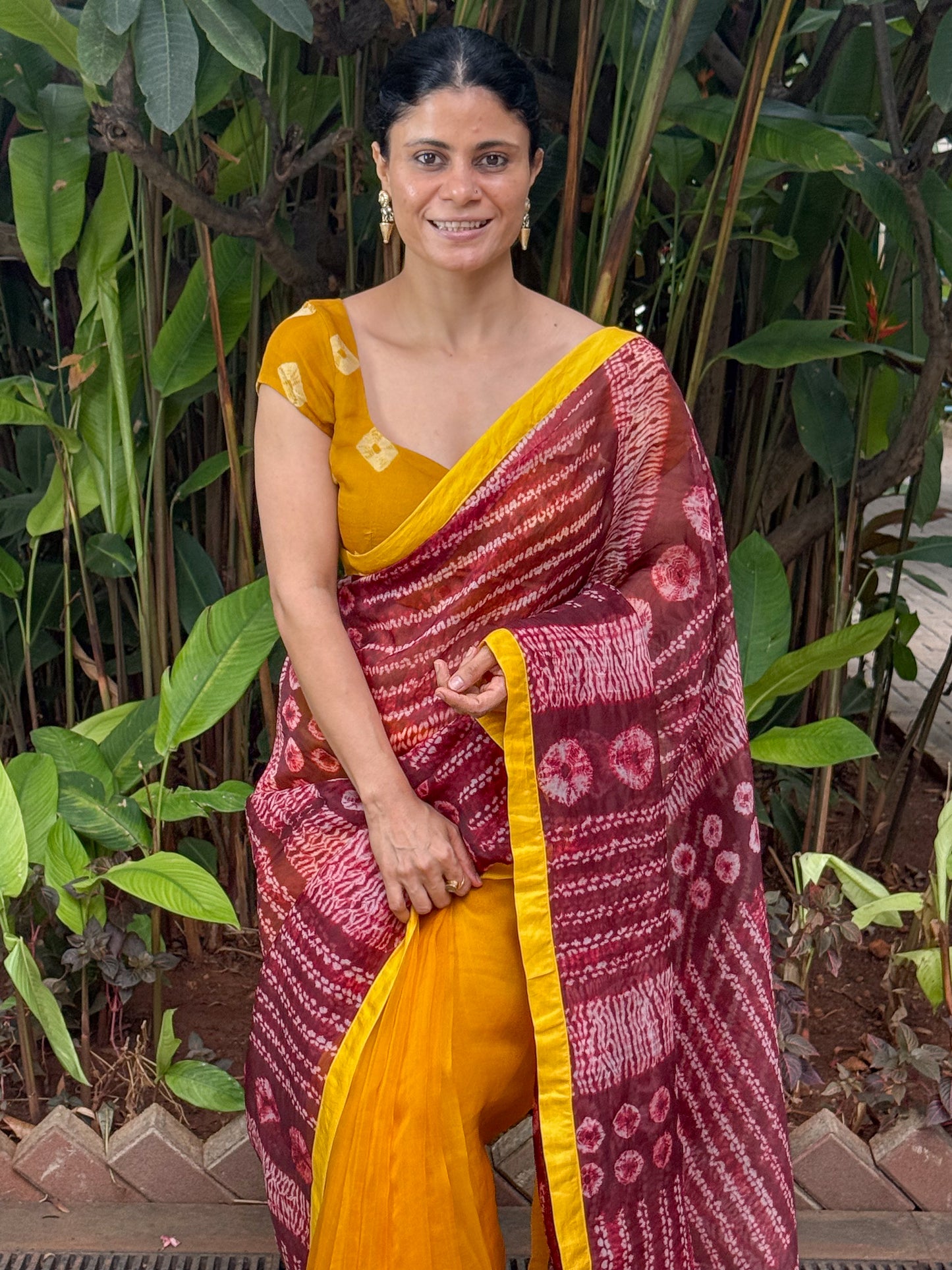 Handloom Organza Silk Saree in Handmade Ori Nui Shibori With Mulberry Silk Borders.