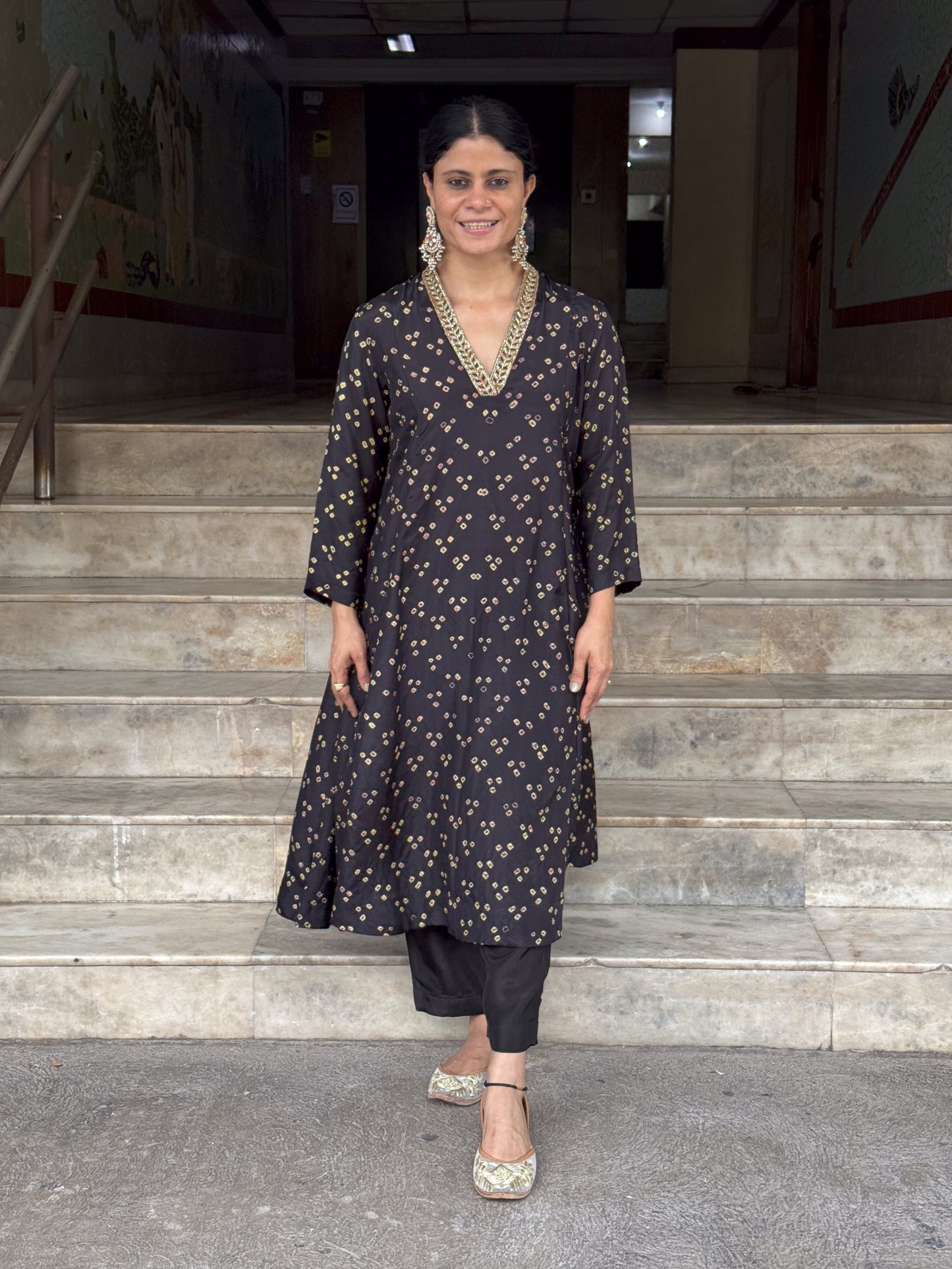 Handmade & Handembroidered Bandhini Silk Kurta set
