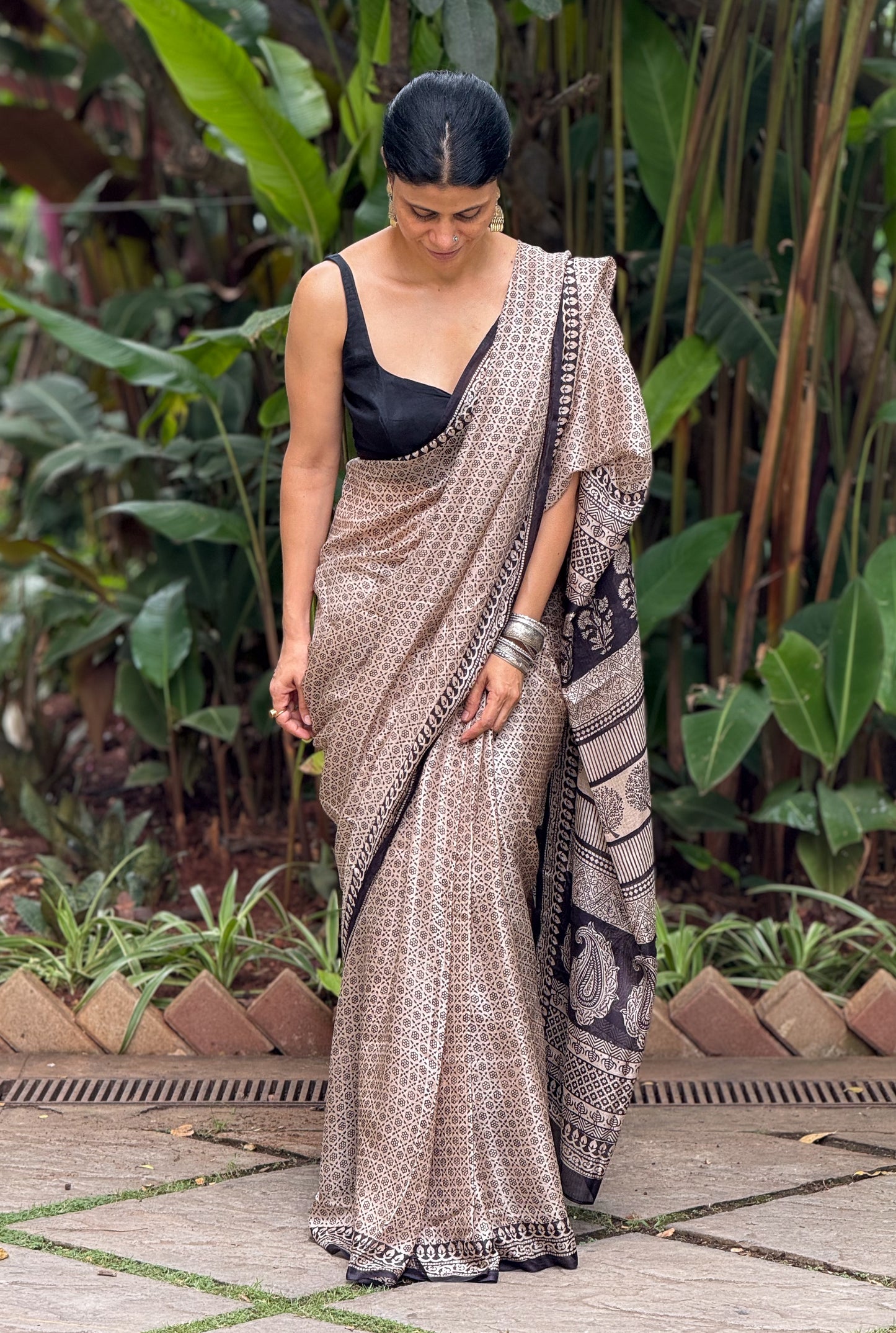 Handloom Kota Silk With Handblock Bagh Printed.