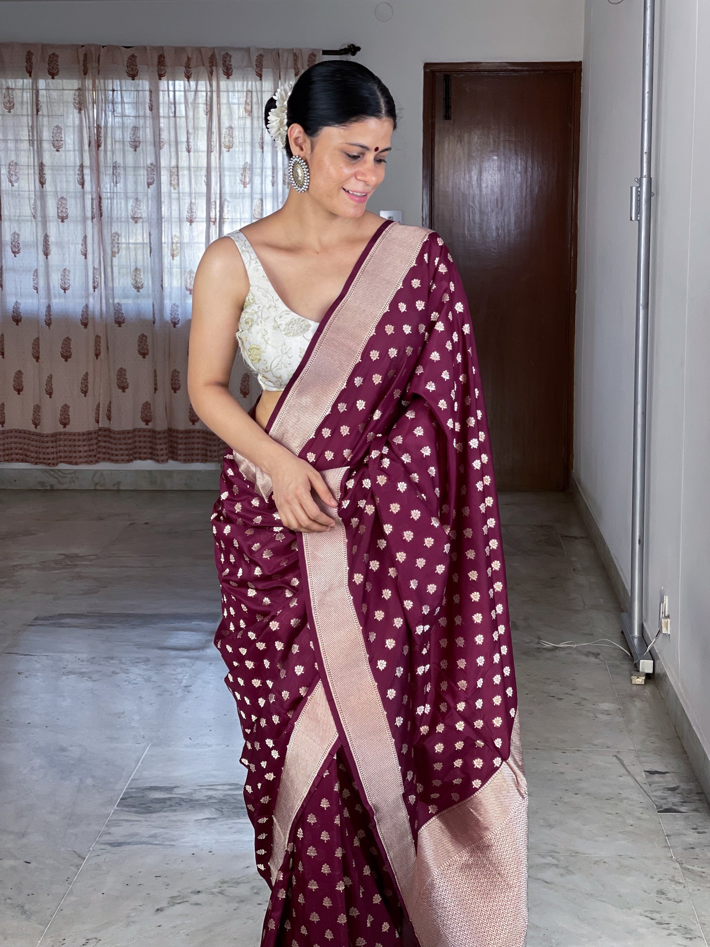 Magenta Colour Cut Work Handloom Katan Silk Banarasi Saree