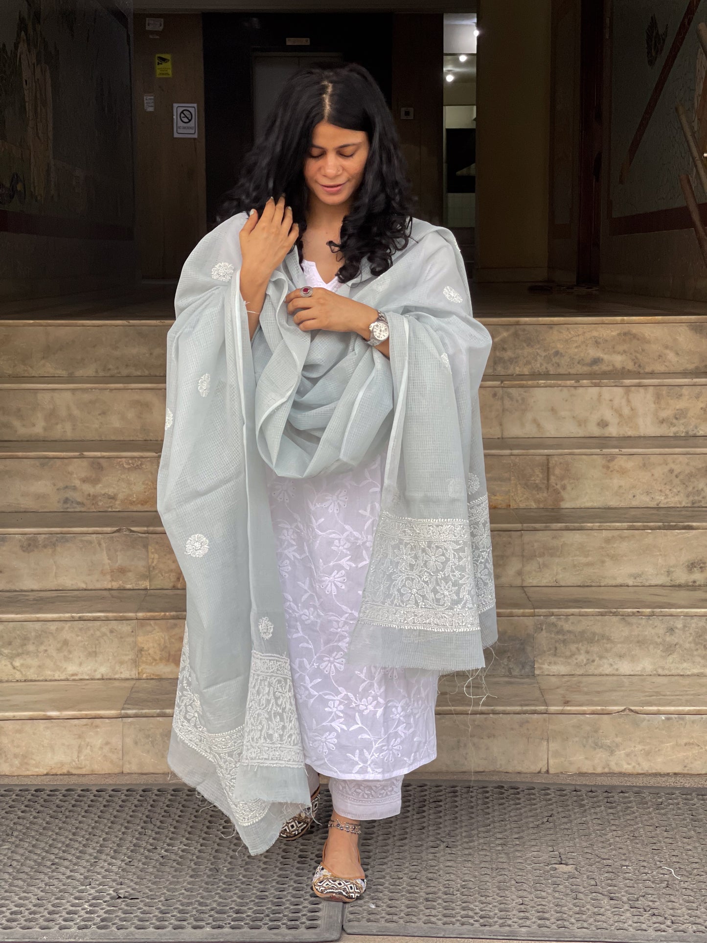 Hand Embroidered Chikankari Kota Doria Dupatta