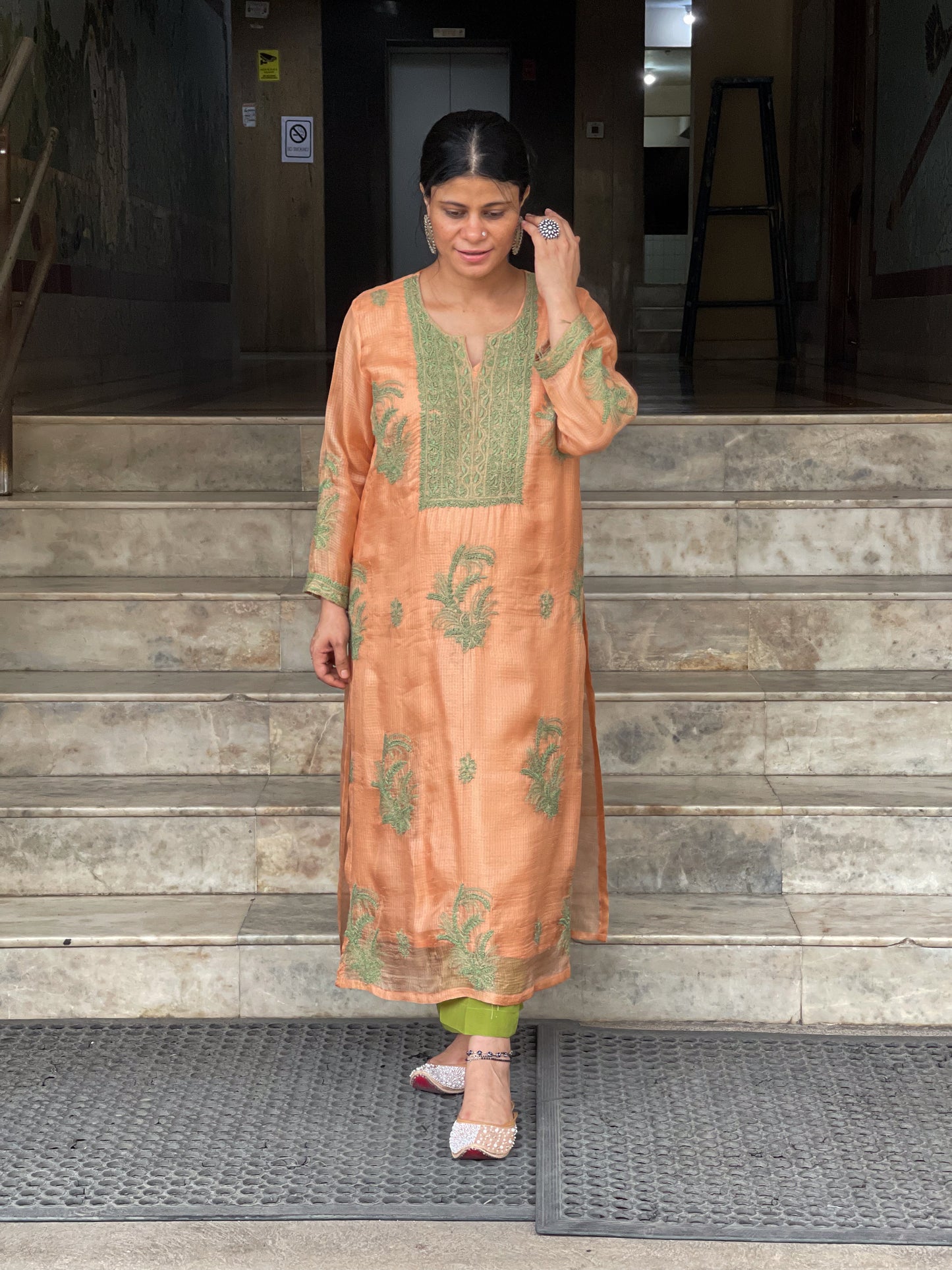 Handembroidered Chikankari Kotasilk Kurta With Lining