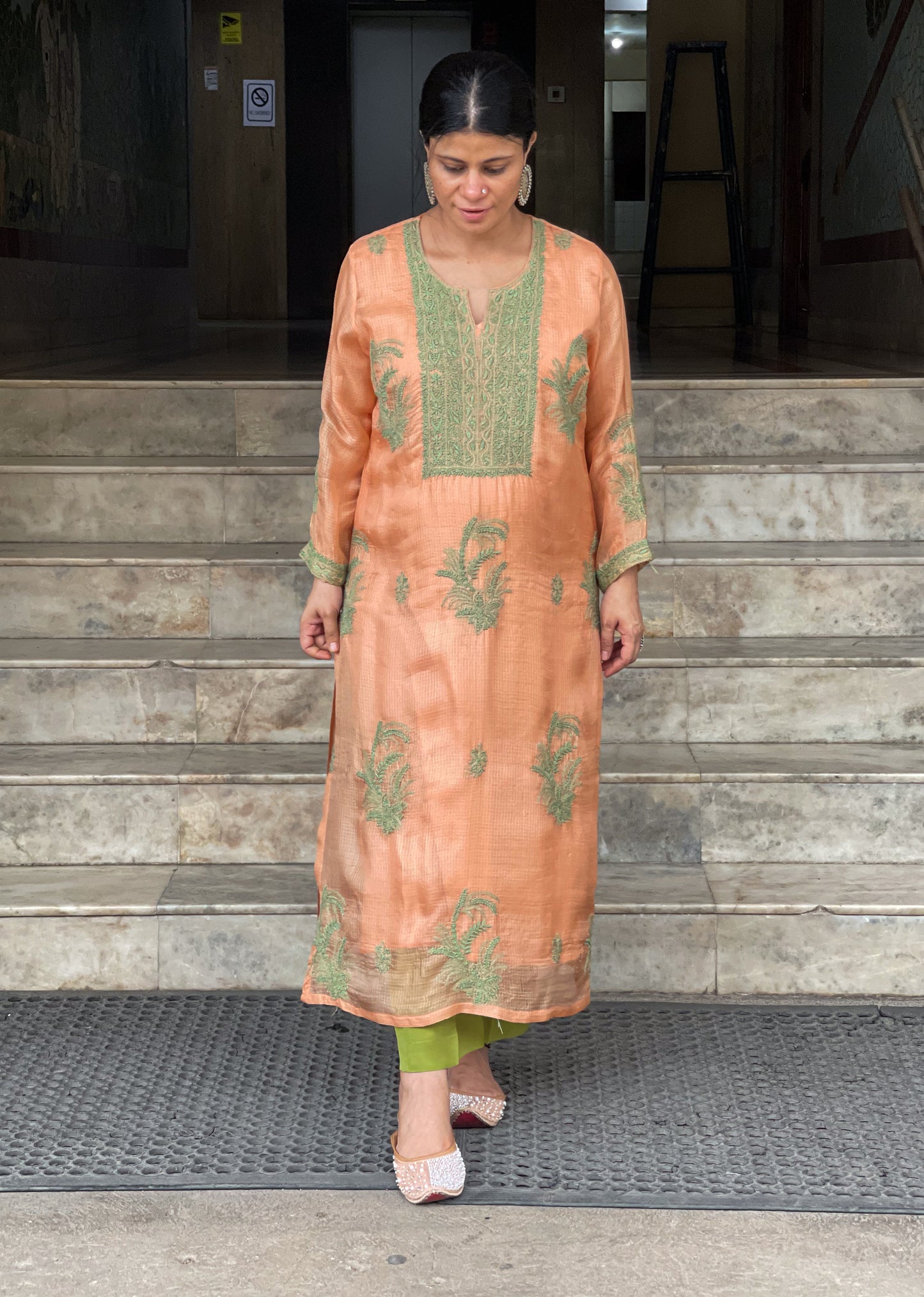 Handembroidered Chikankari Kotasilk Kurta With Lining