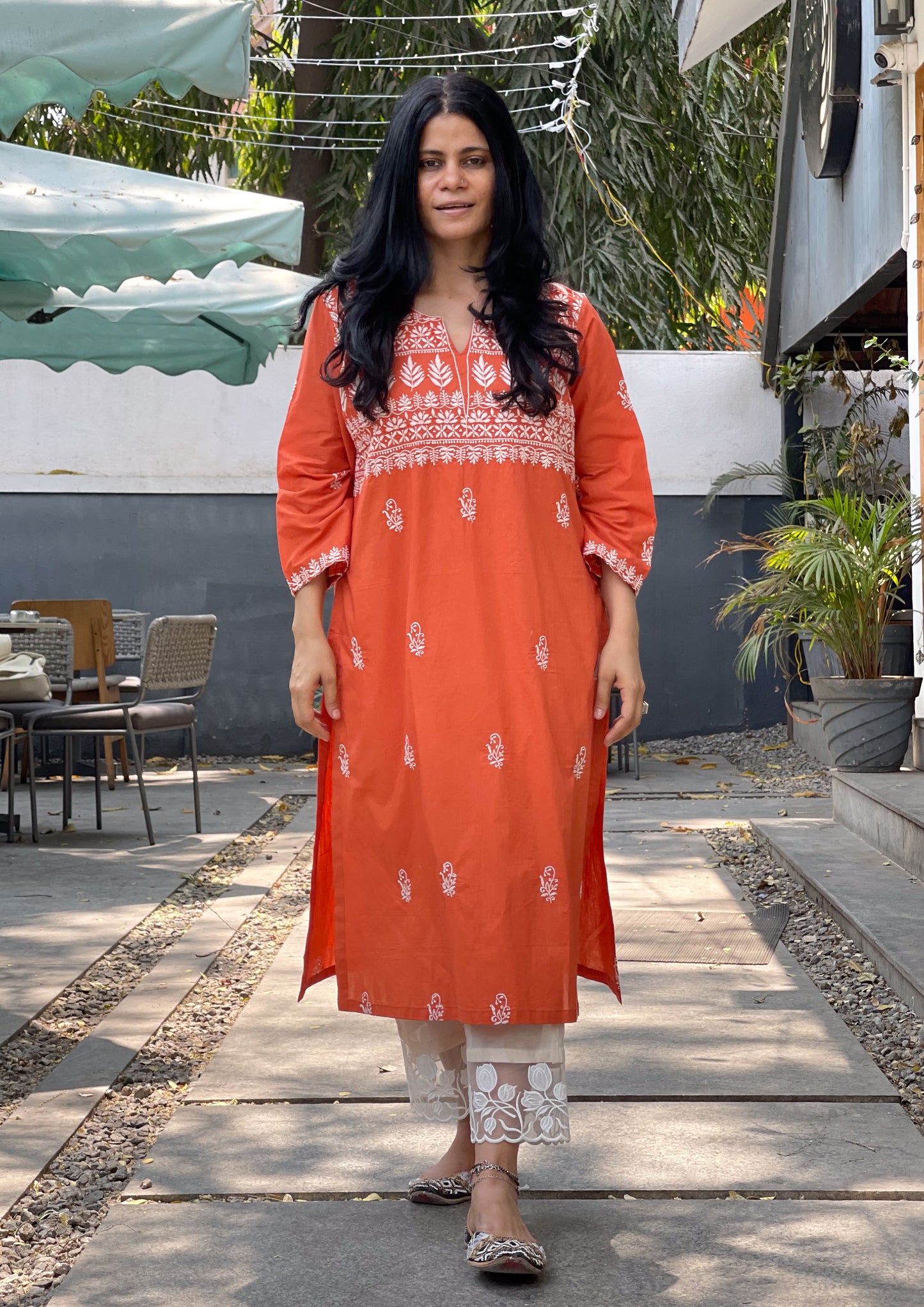 Hand Embroidered Chikankari Tussar silk Kurta With Dupatta