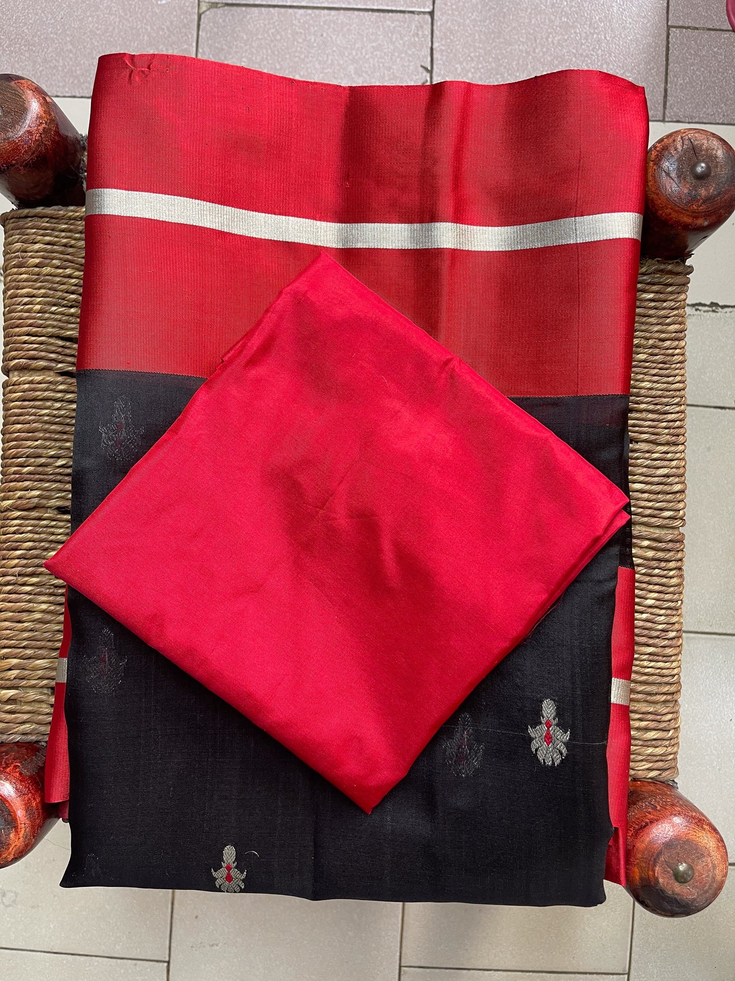 Handloom Chanderi Pattu Silk Saree with motifs