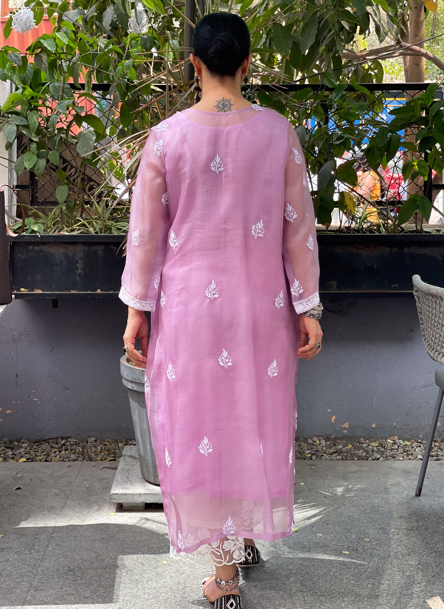 Handembroidered Chikankari Kota Silk With Lining