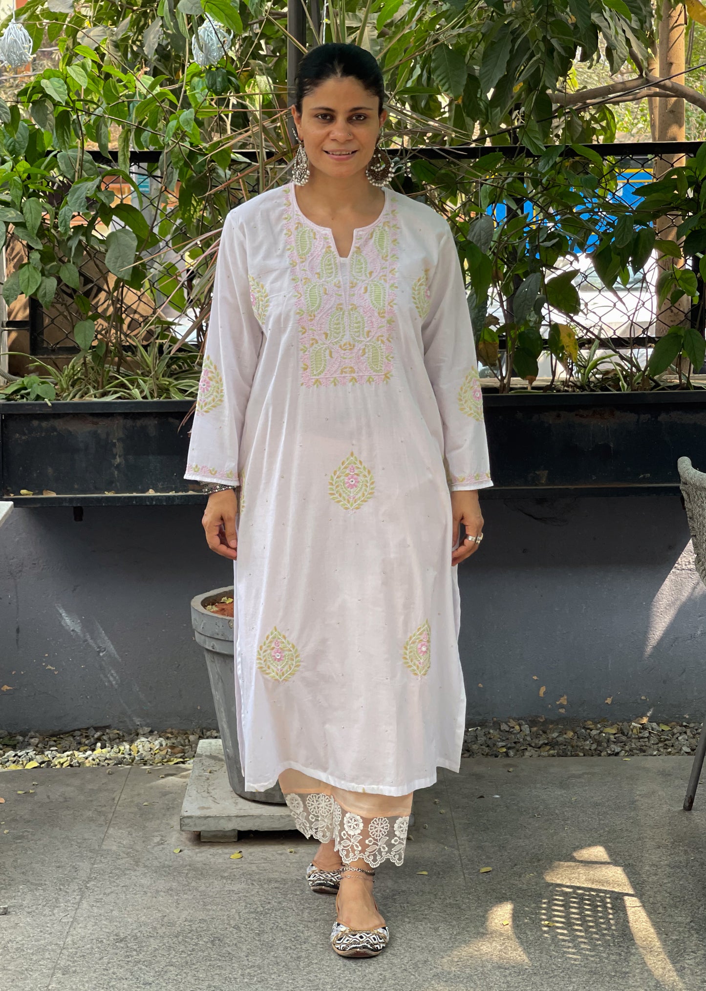 Handembroidered Multi Thread with Mukaish Work Chikankari Mull Cotton with Dupatta