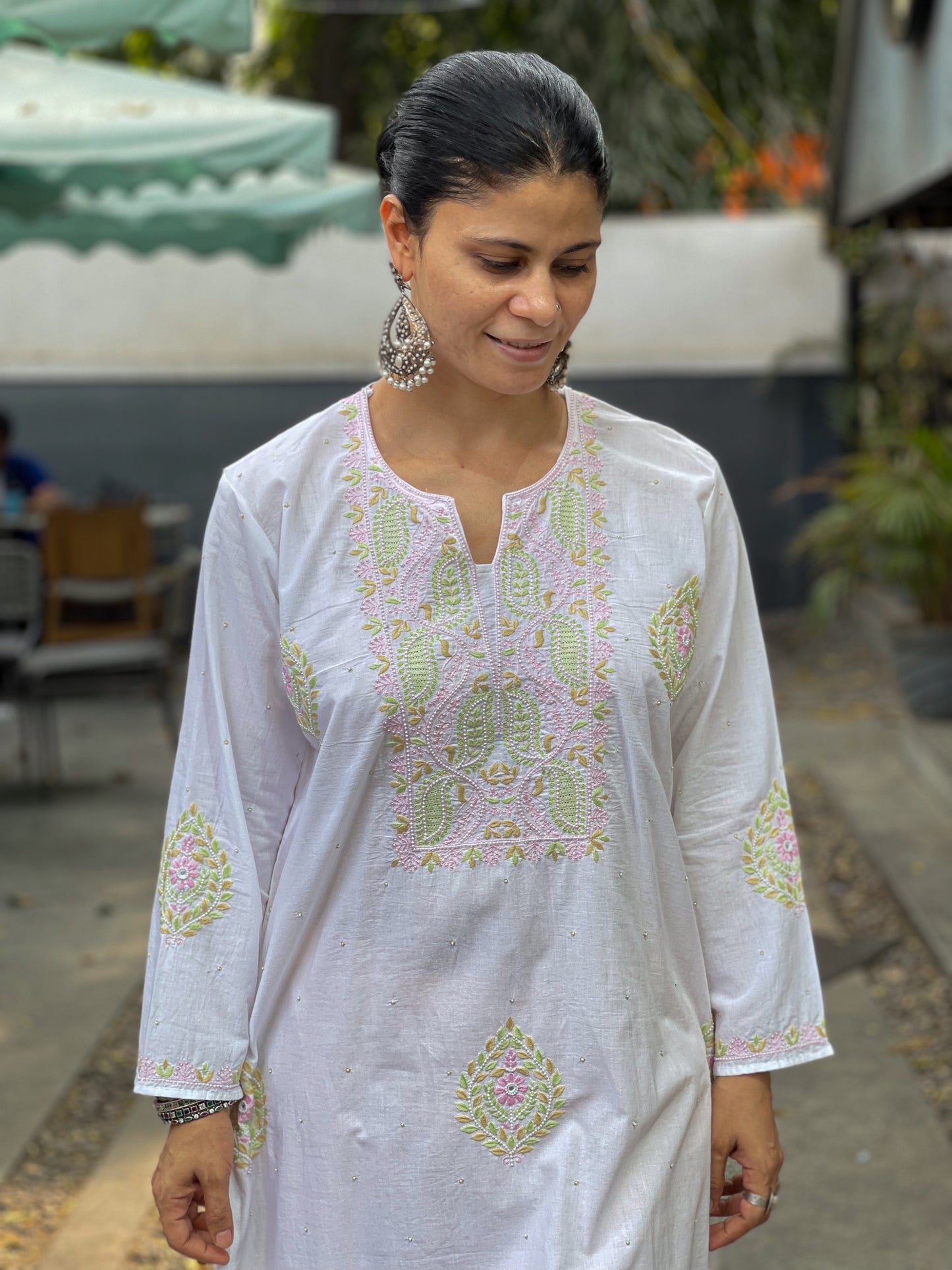 Handembroidered Multi Thread with Mukaish Work Chikankari Mull Cotton with Dupatta