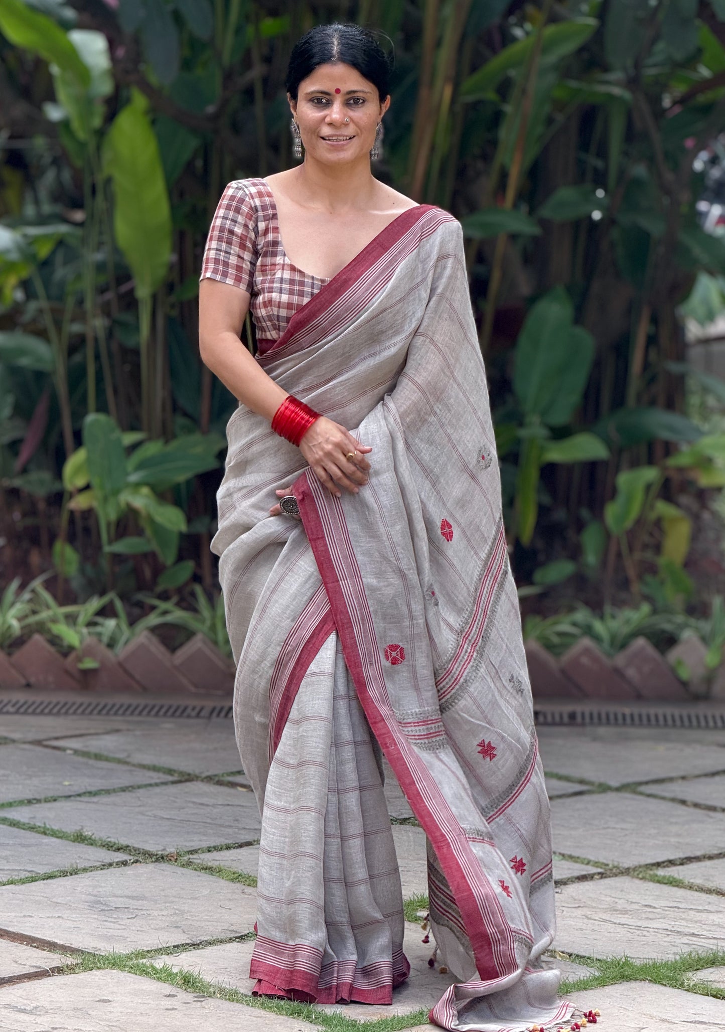 Handloom Linen Jamdani Saree