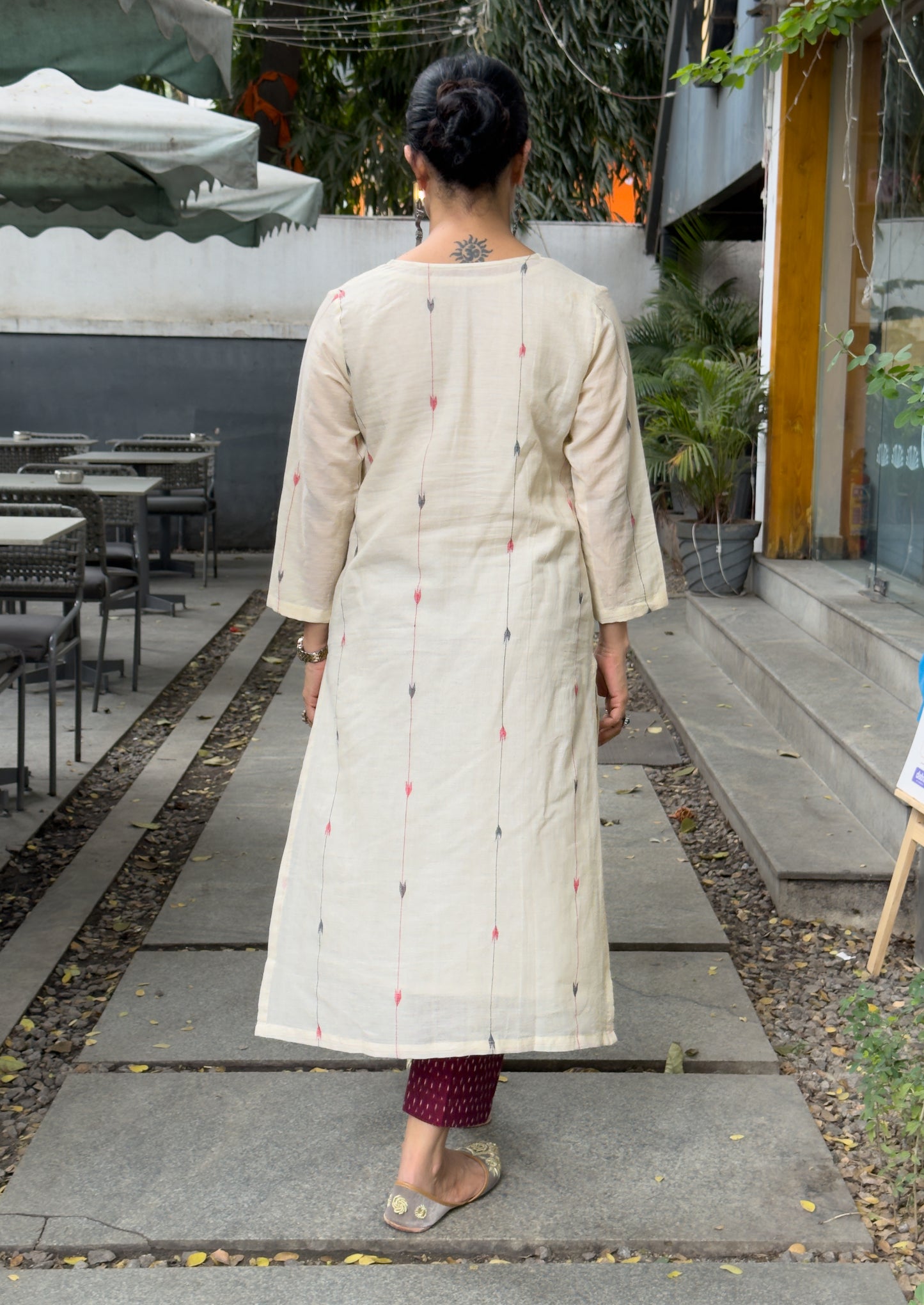 Handwoven Jamdani Muslin Straight Kurta With Lining