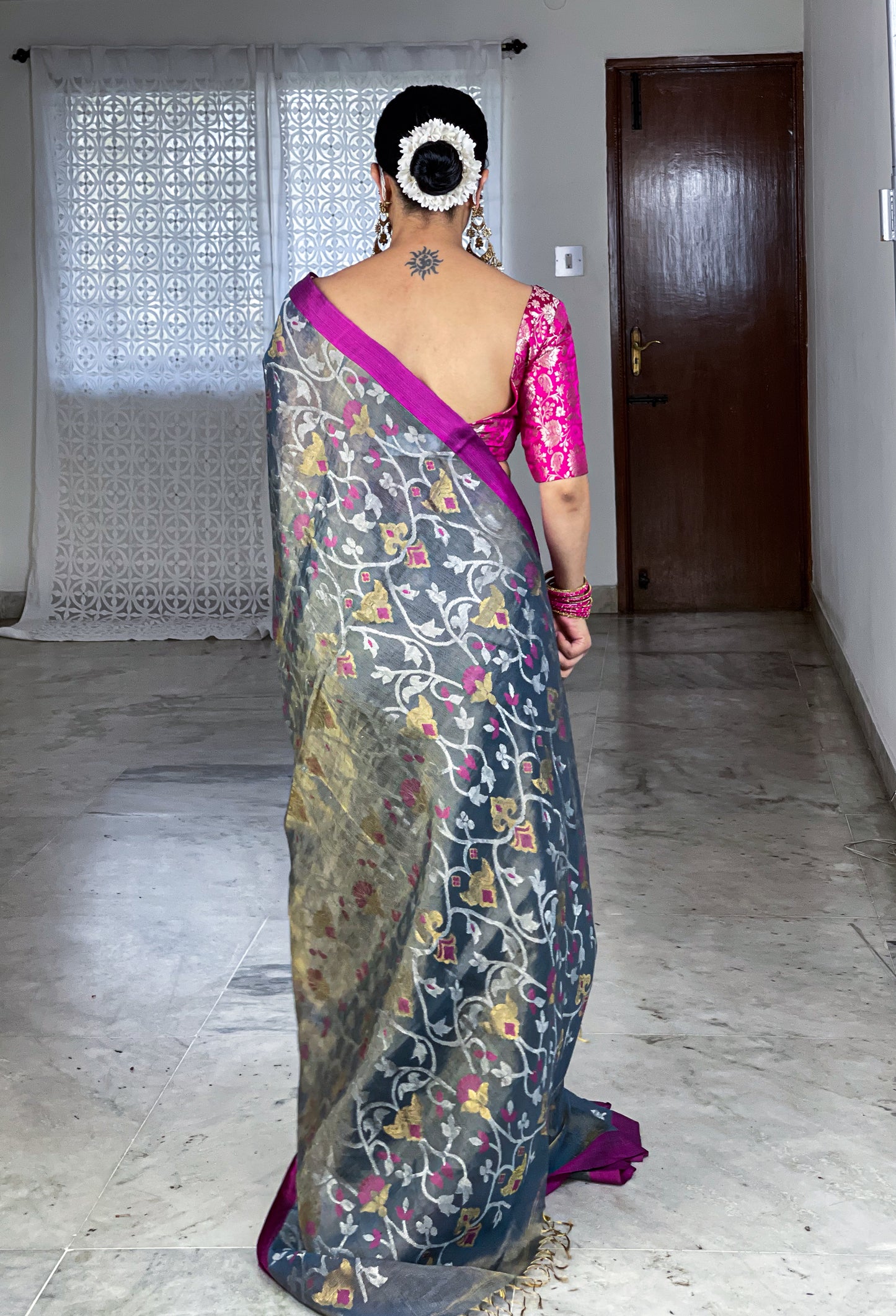 Handwoven Twill Metallic Jamdani saree