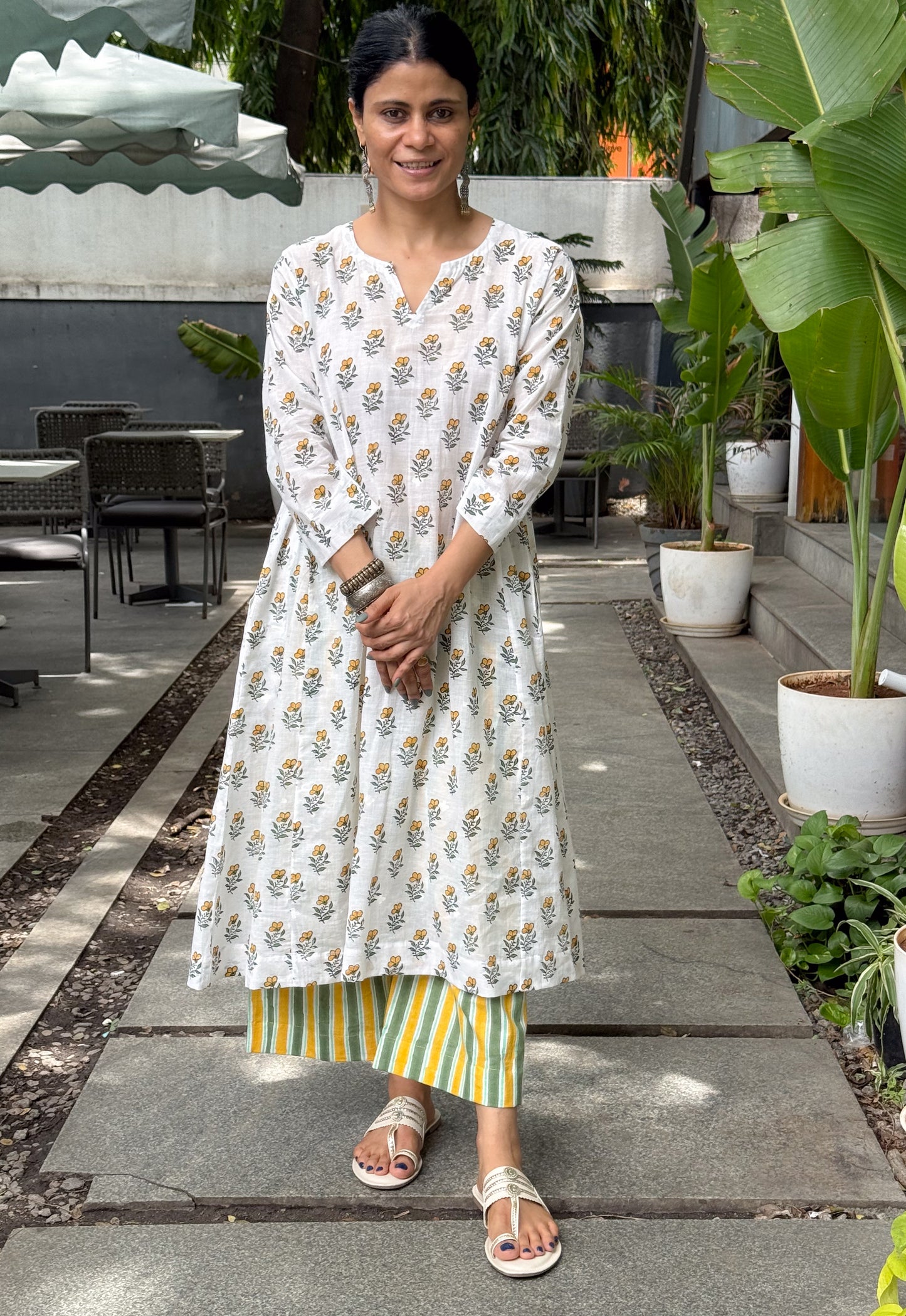 Handloom Muslin Jamdani with Handblock Printed Kurta.