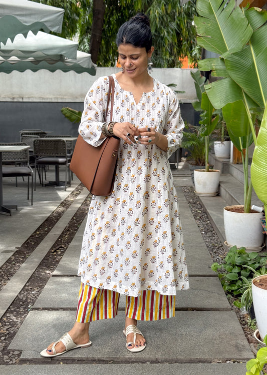Handloom Muslin Jamdani with Handblock Printed Kurta.