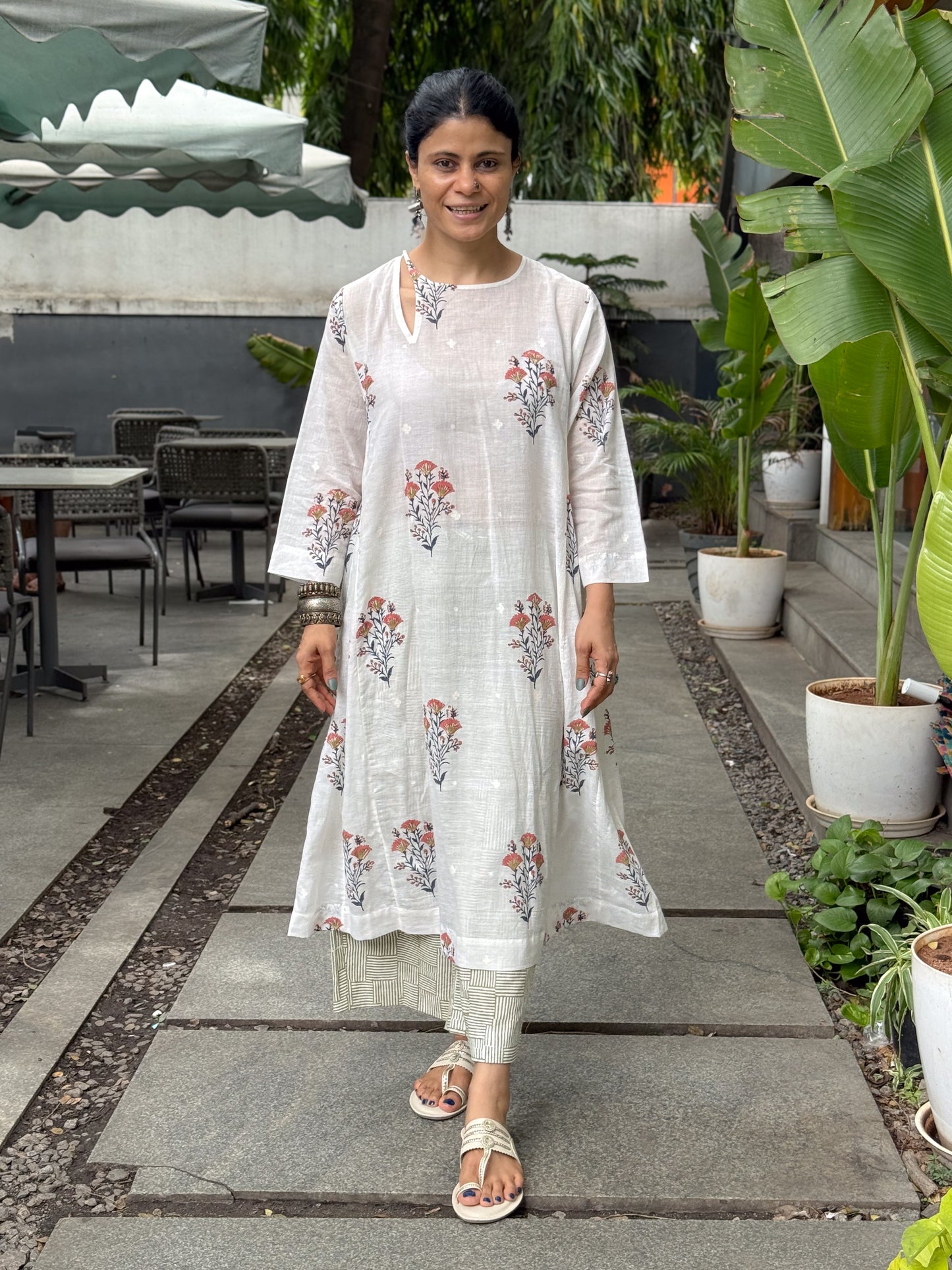 Handloom Muslin Jamdani with Handblock Printed Kurta.