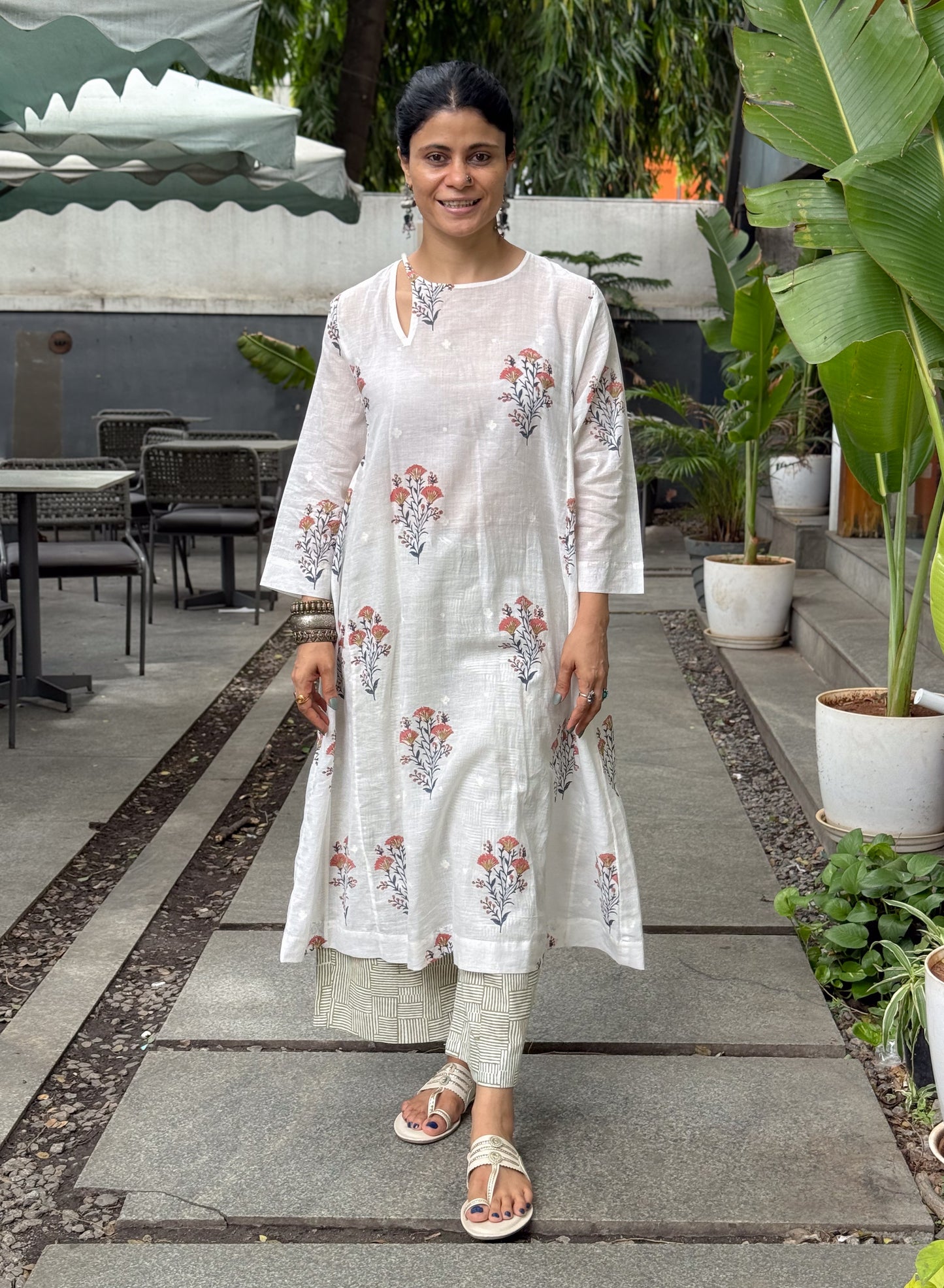 Handloom Muslin Jamdani with Handblock Printed Kurta.