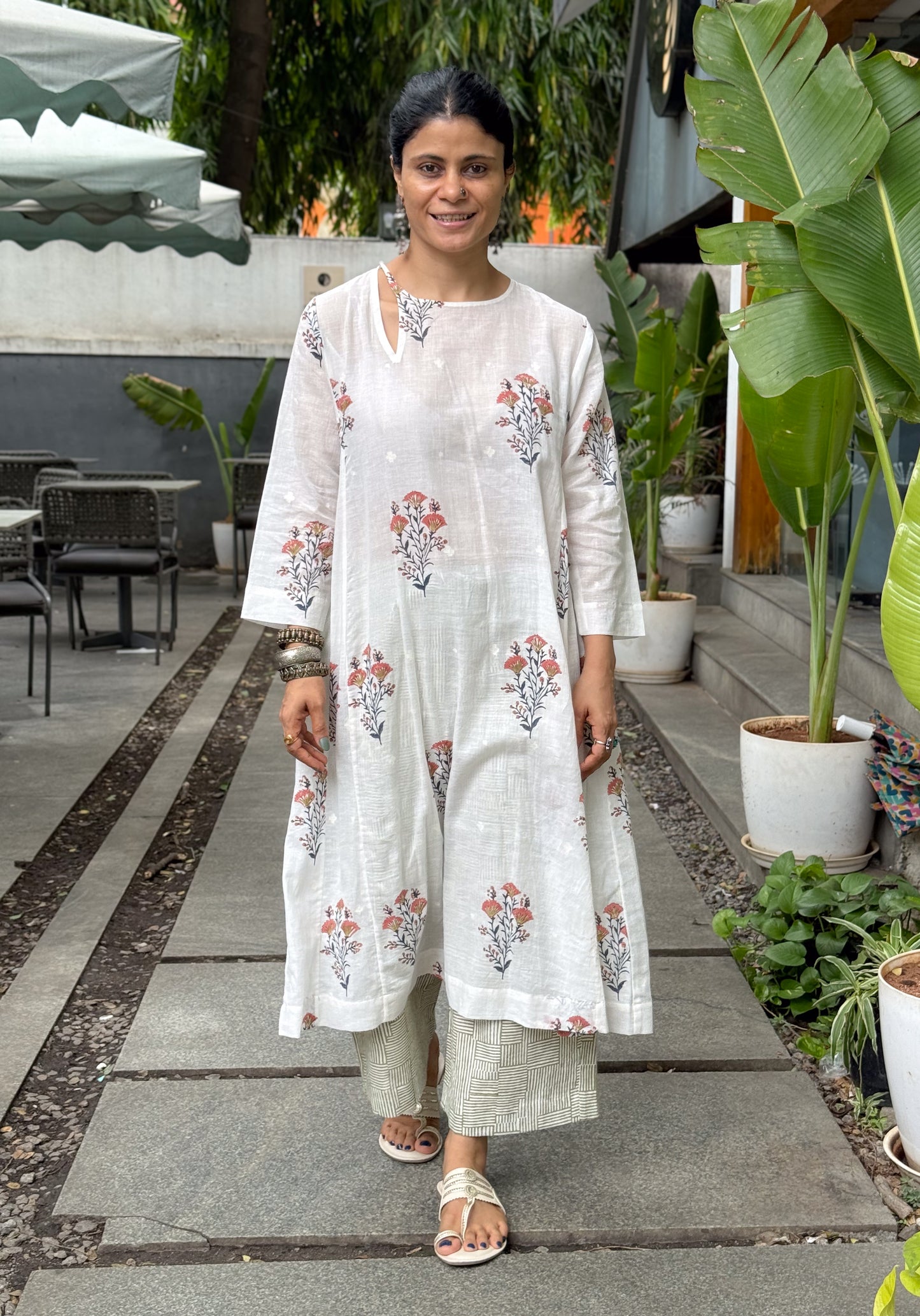 Handloom Muslin Jamdani with Handblock Printed Kurta.