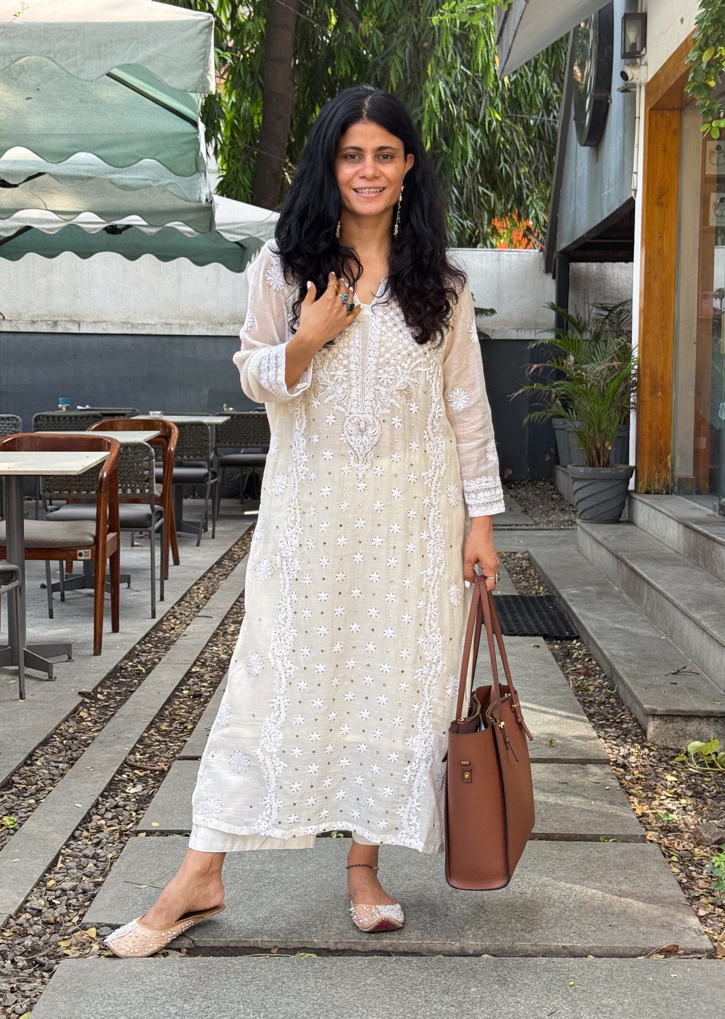 Handloom Muslin And Hand Embroidered Chikankari Mukaish Work Kurta with Lining