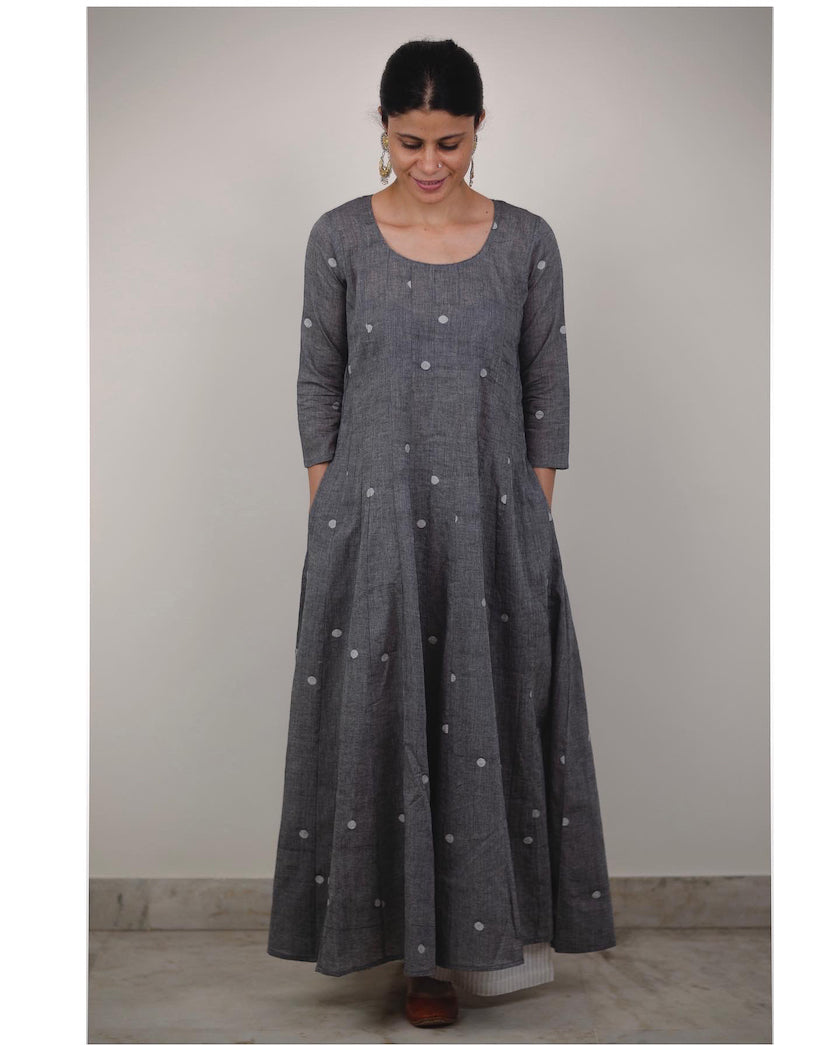 Hand -spun & Handwoven Jamdnai cotton kalidar anarkali kurta.