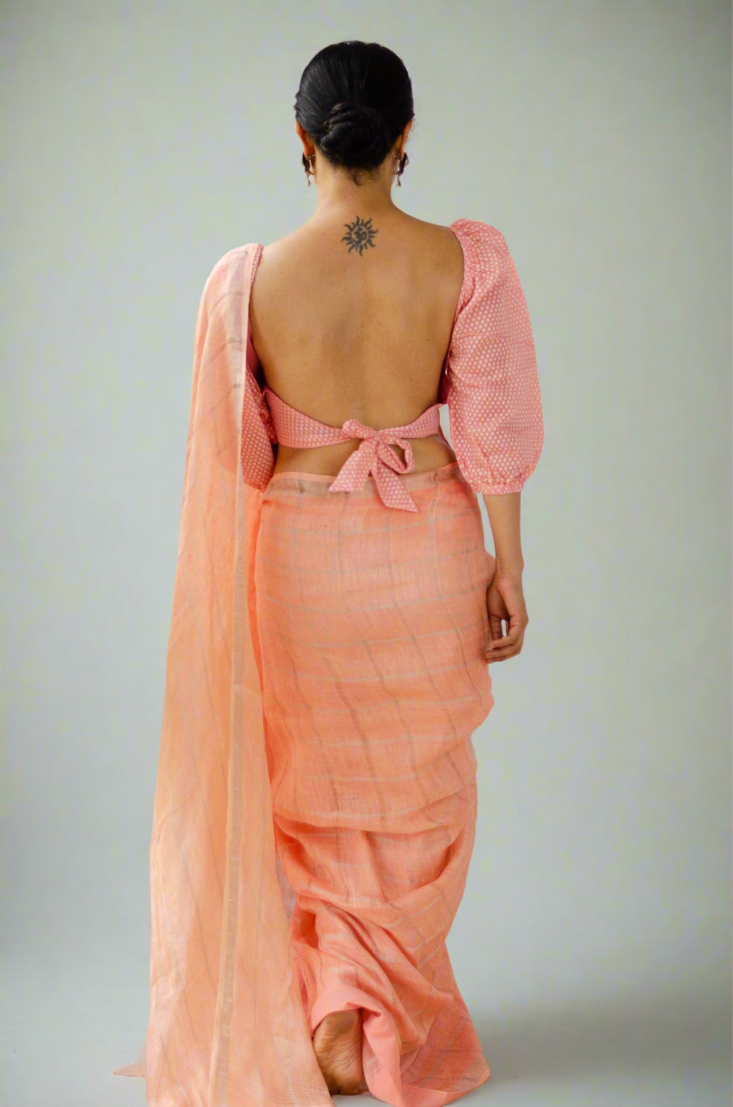 Handloom Linen Saree with zari check