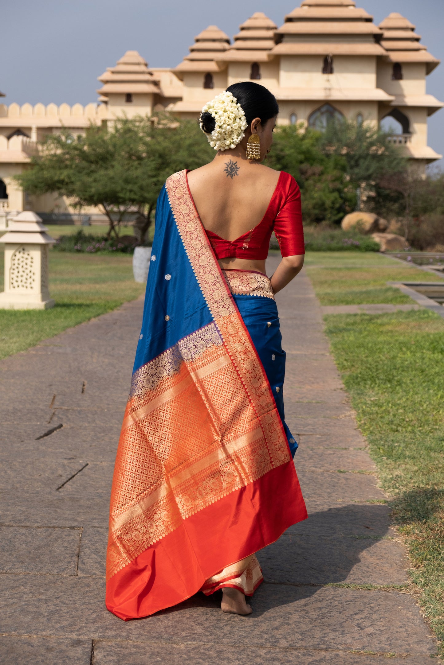 Blue Colour Handwoven Kadwa Katan Silk Banarasi Saree