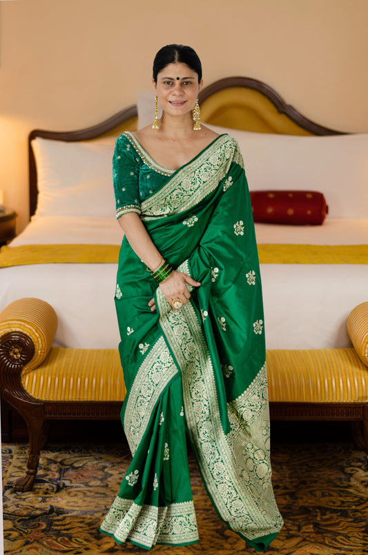 Bottle Green Colour  Meenakari /Silver Jangle  kadwa Weaving Handwoven Katan Mulbery Silk Saree