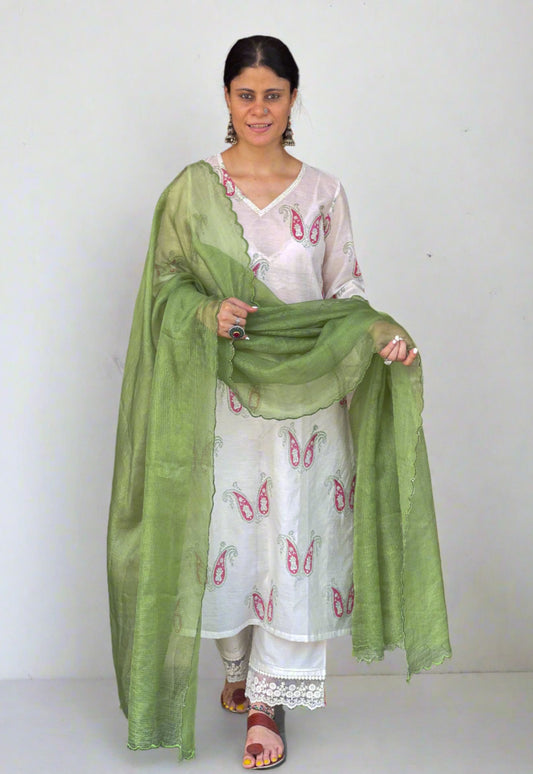 Handloom & handblock printed chanderi silk cotton kurta with kota silk dupatta